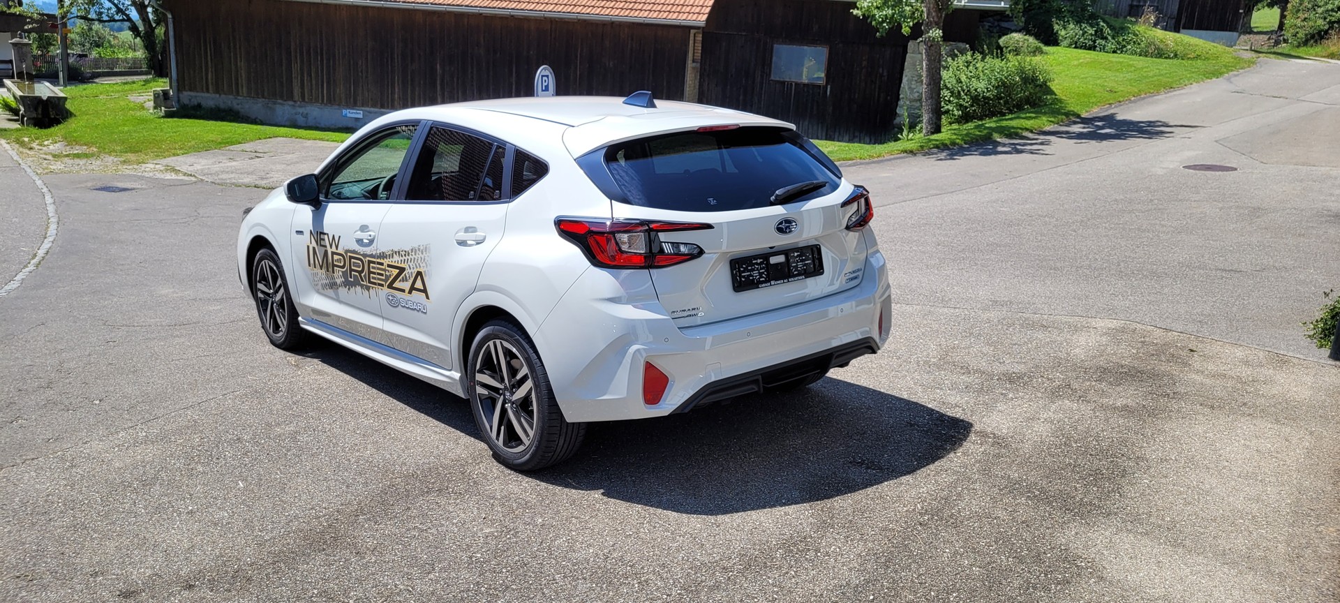 SUBARU Impreza 2.0 e-Boxer Swiss Plus AWD Lineartronic-showroom-element-3