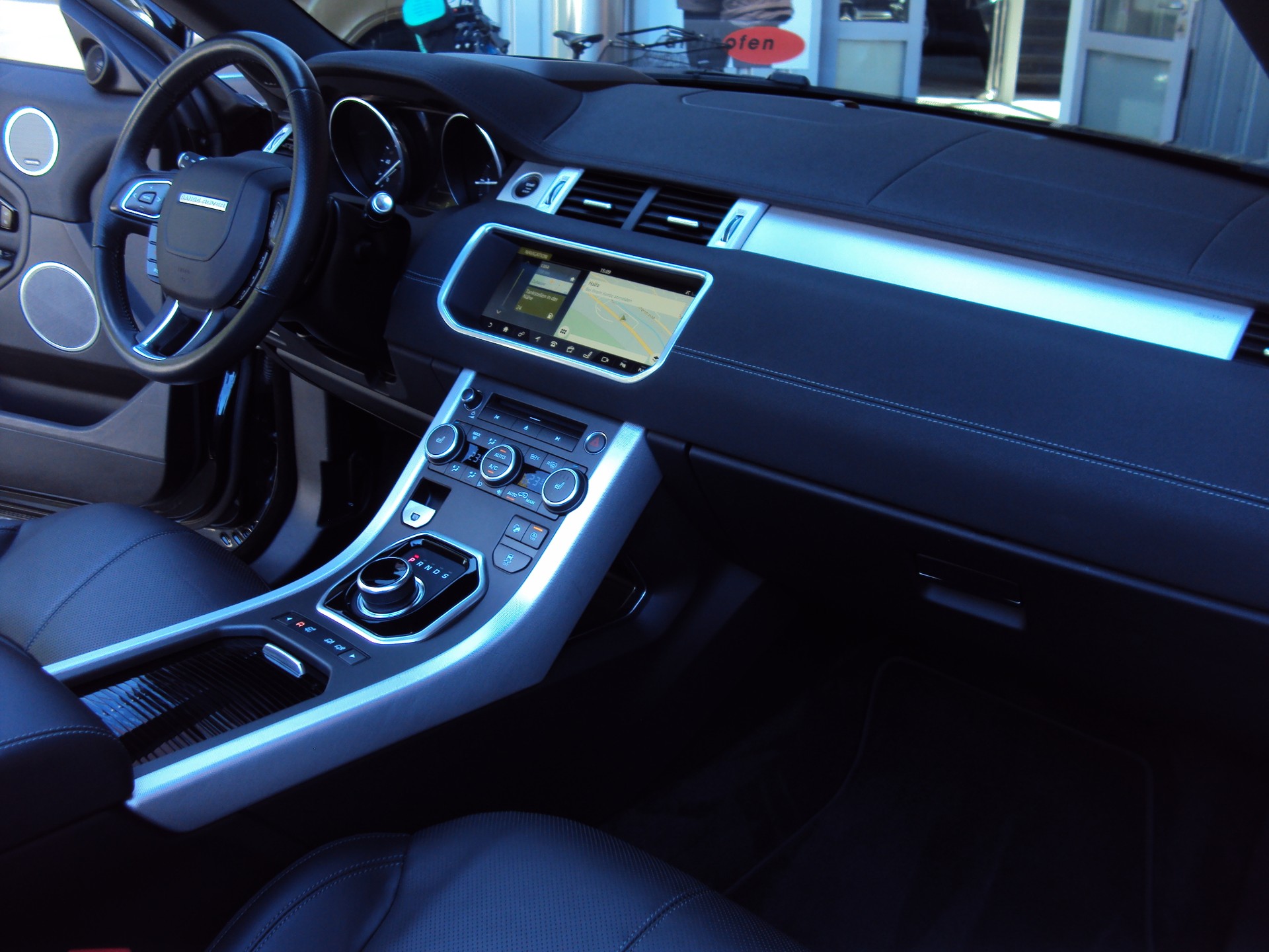 LAND ROVER Range Rover Evoque Convert.2.0 SD4 HSE Dynamic AT9-image-12