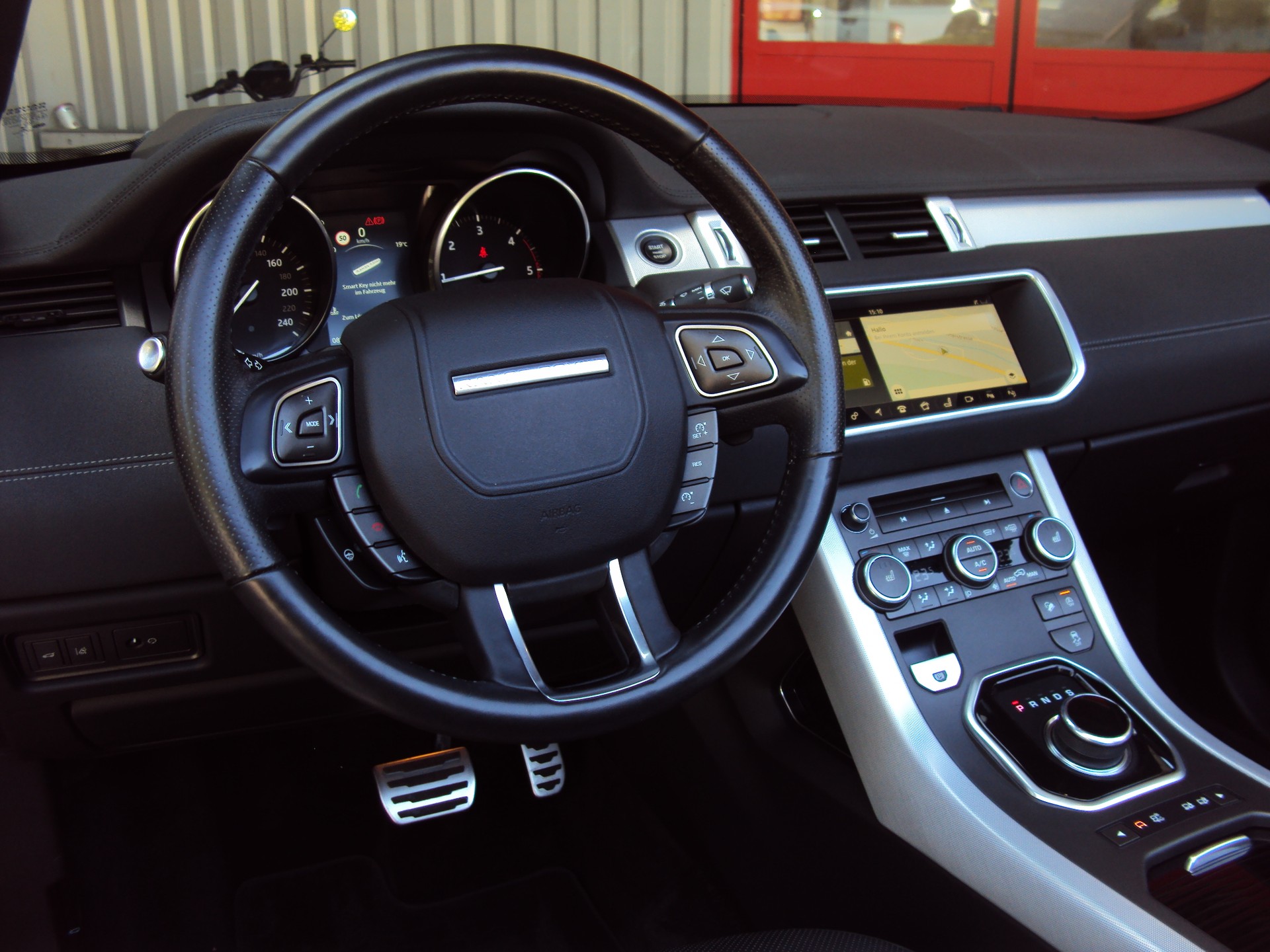 LAND ROVER Range Rover Evoque Convert.2.0 SD4 HSE Dynamic AT9-image-10