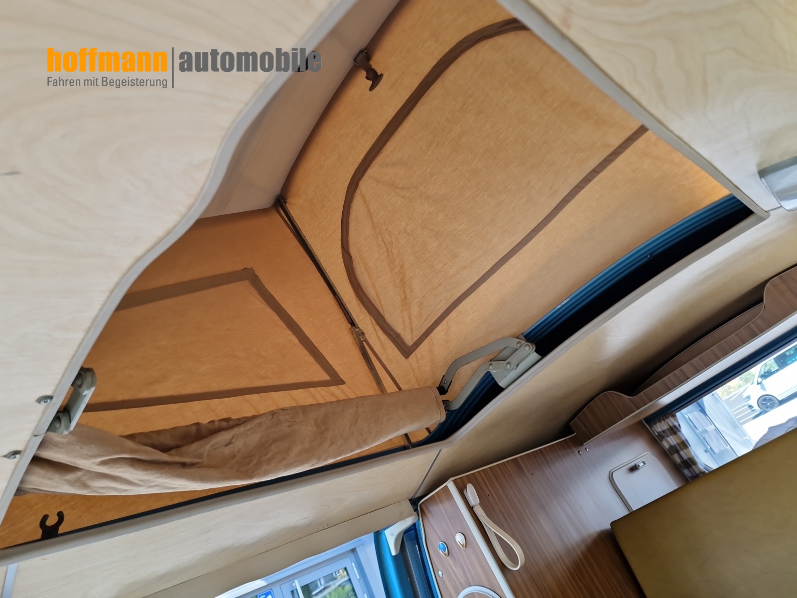 VW Westfalia Camper-image-14