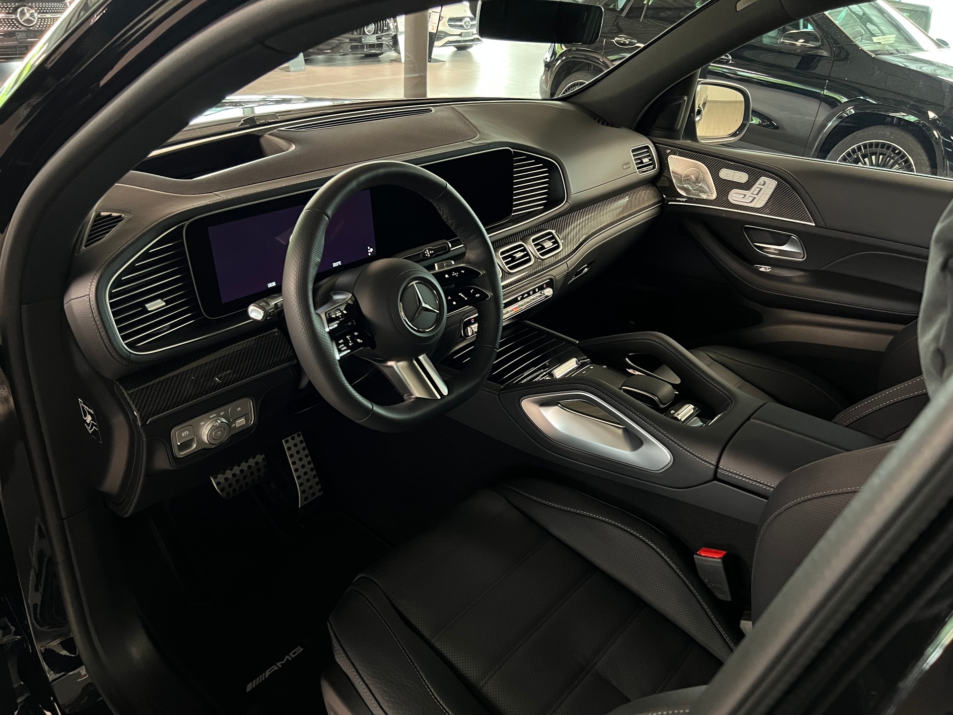 MERCEDES-BENZ GLE 400 e 4Matic 9G-Tronic-image-12
