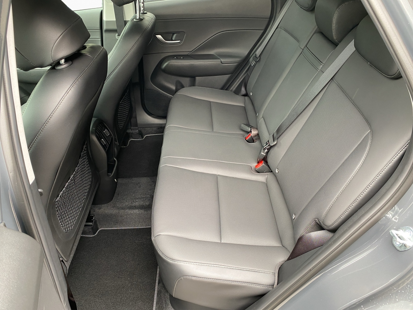 HYUNDAI Kona 1.6 GDi Hybrid Vertex-image-10