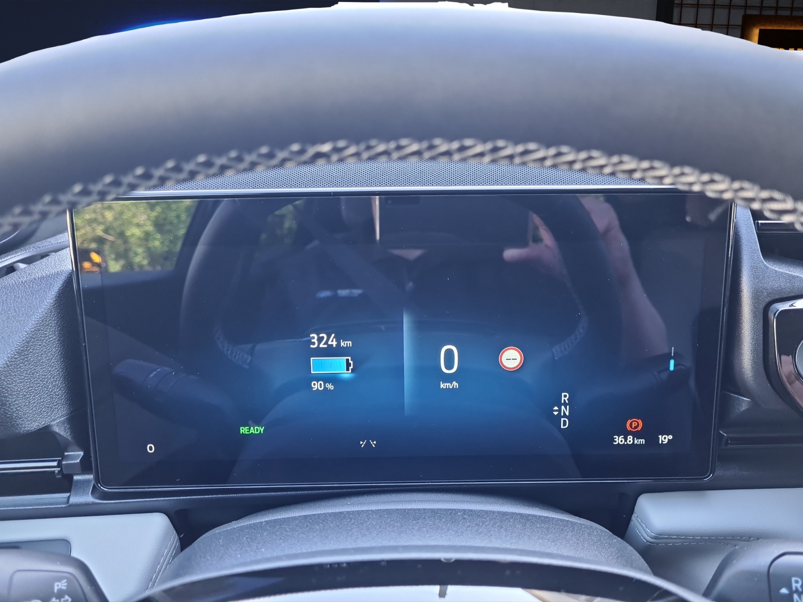 FORD Puma Gen-E Premium 168 PS (43 kWh netto)-image-10