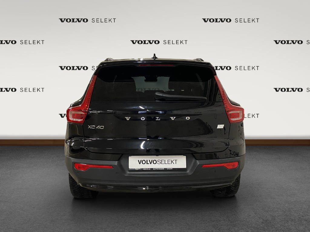 VOLVO XC40 Twin Plus AWD-image-3