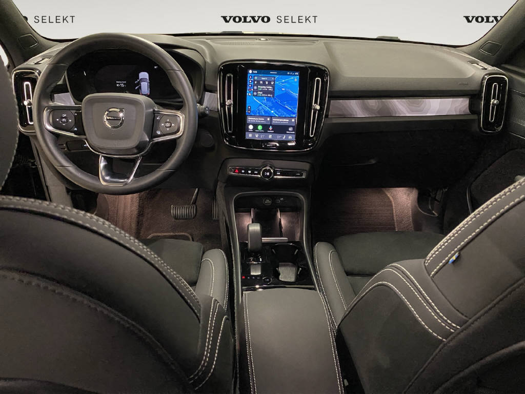 VOLVO XC40 Twin Plus AWD-image-10