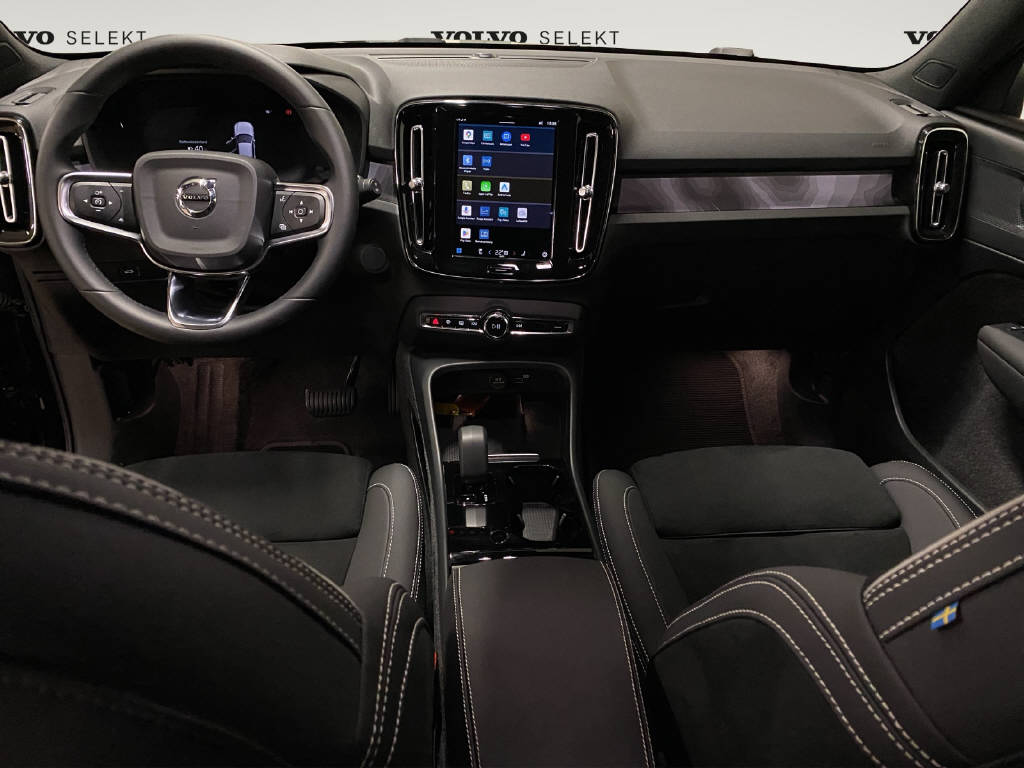 VOLVO XC40 Twin Plus AWD-image-10