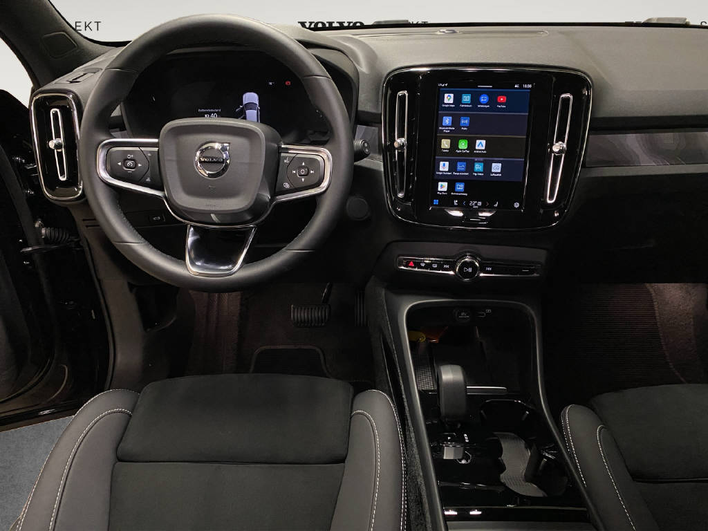 VOLVO XC40 Twin Plus AWD-image-9