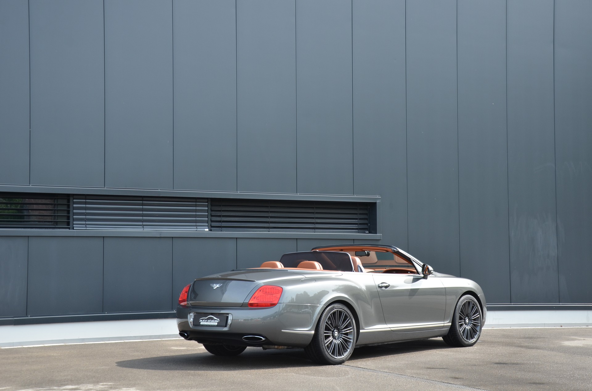 BENTLEY Continental GTC Speed 6.0-image-4