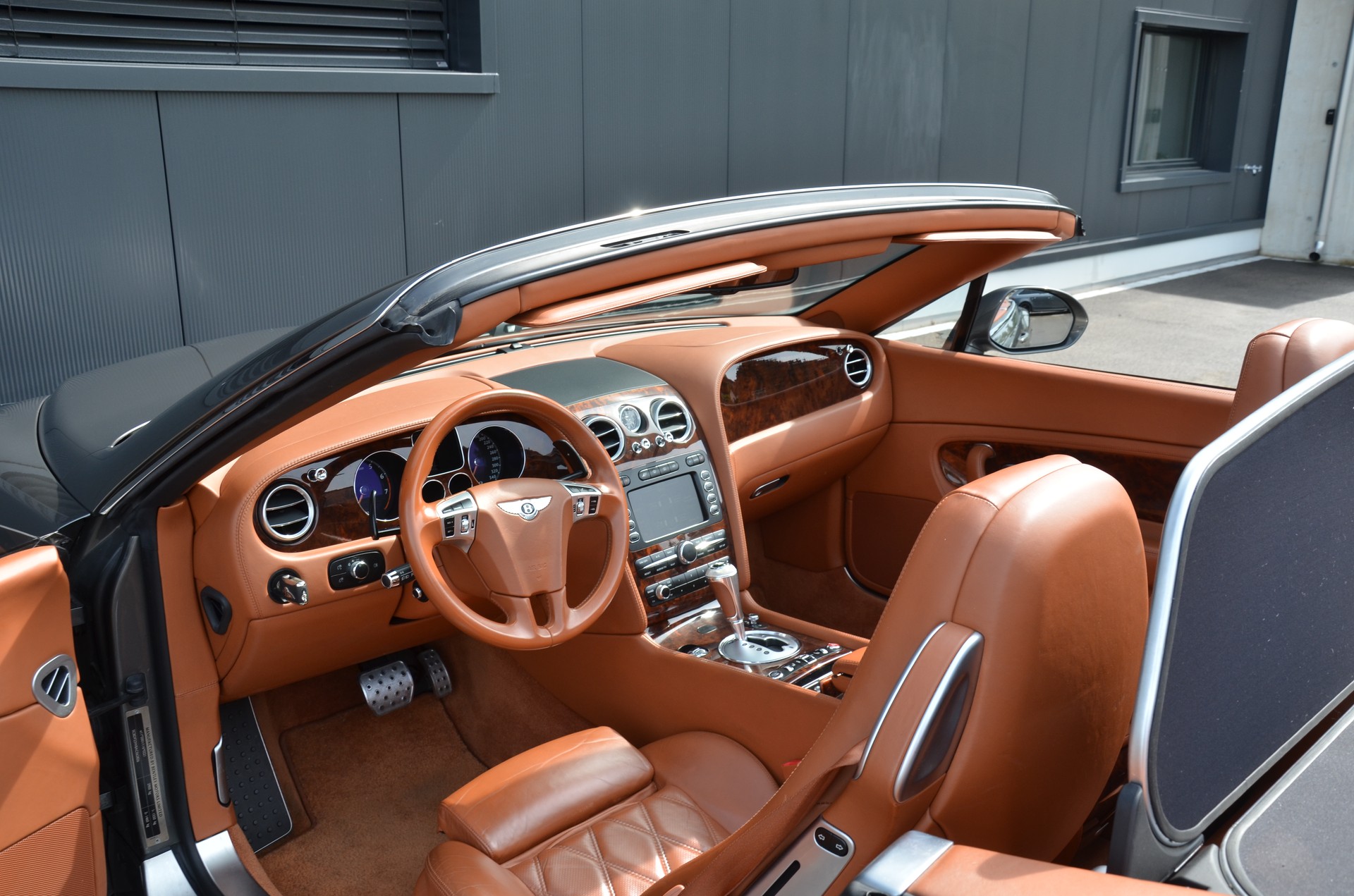 BENTLEY Continental GTC Speed 6.0-image-9