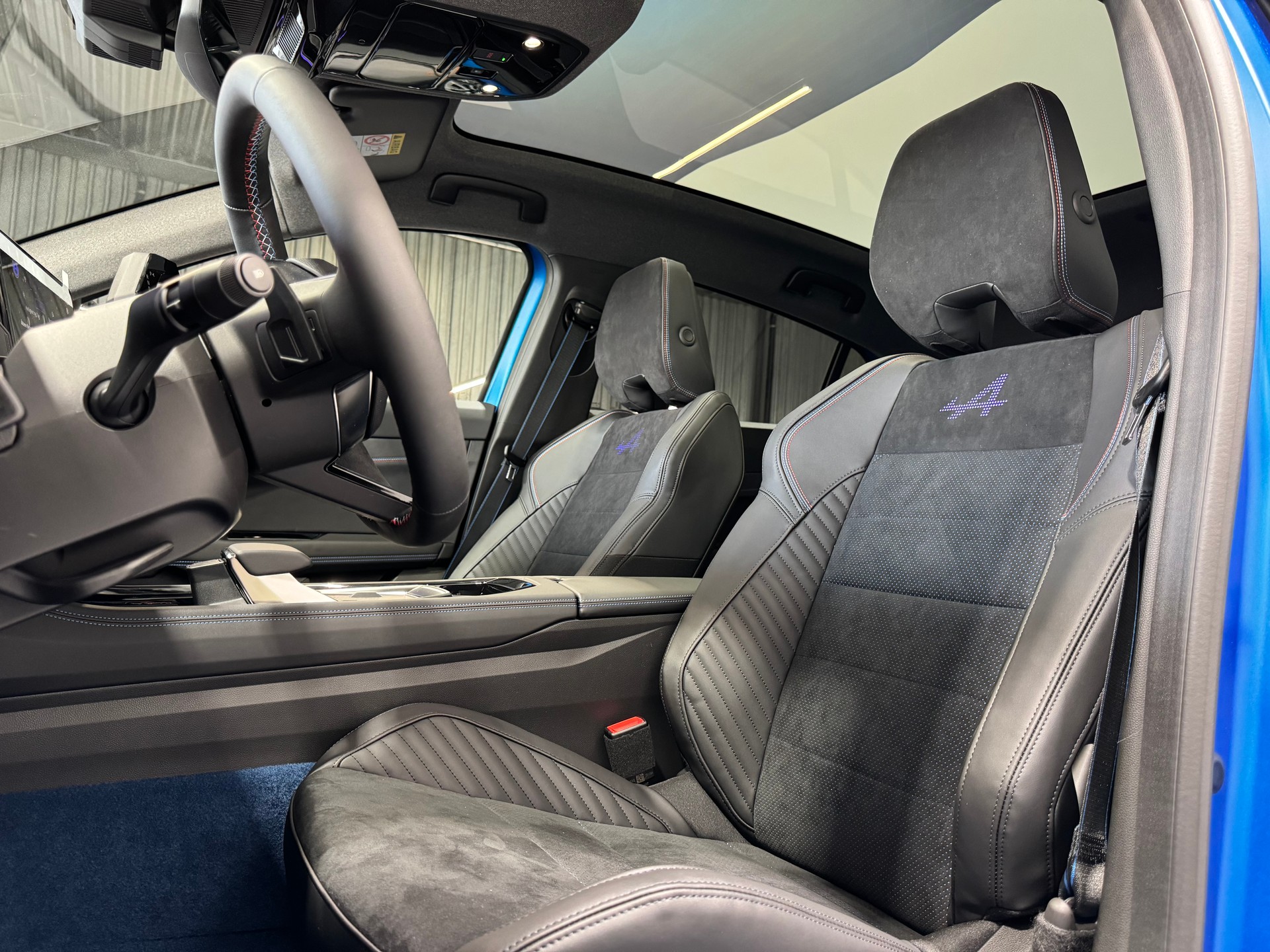 RENAULT RAFALE HYBRID E-TECH Atelier Alpine hyper hybrid E-Tech 4x4 300PS plug-in-image-11