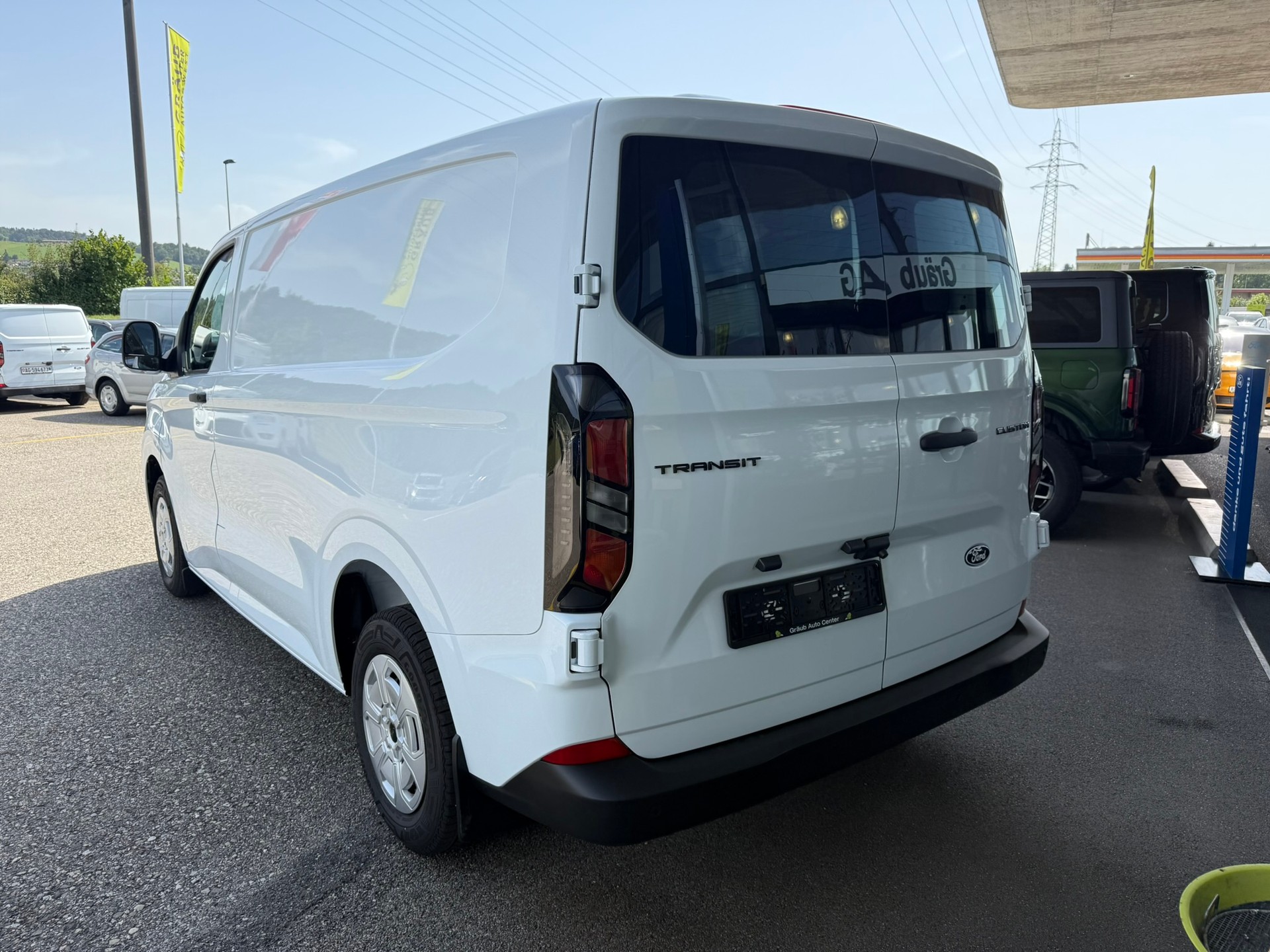FORD Transit Custom Van 280 L1H1 Trend 6 Gang manuell-image-4