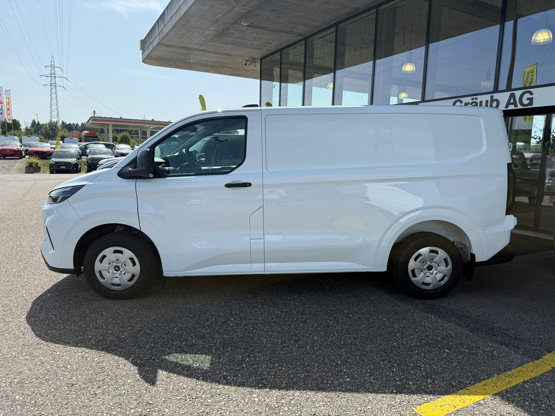 FORD Transit Custom Van 280 L1H1 Trend 6 Gang manuell-image-3