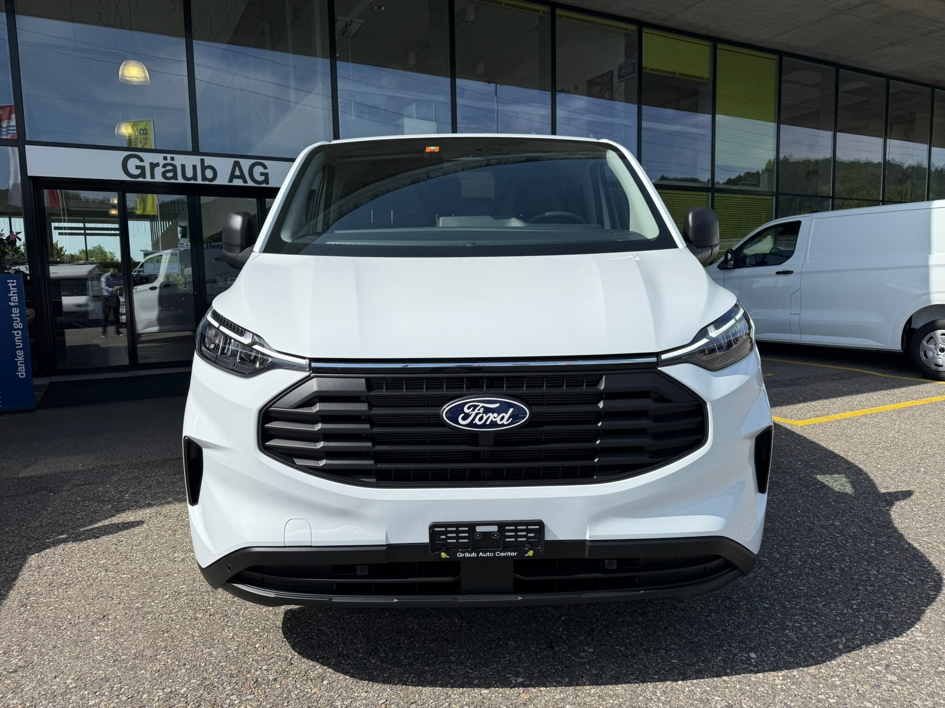 FORD Transit Custom Van 280 L1H1 Trend 6 Gang manuell-image-1