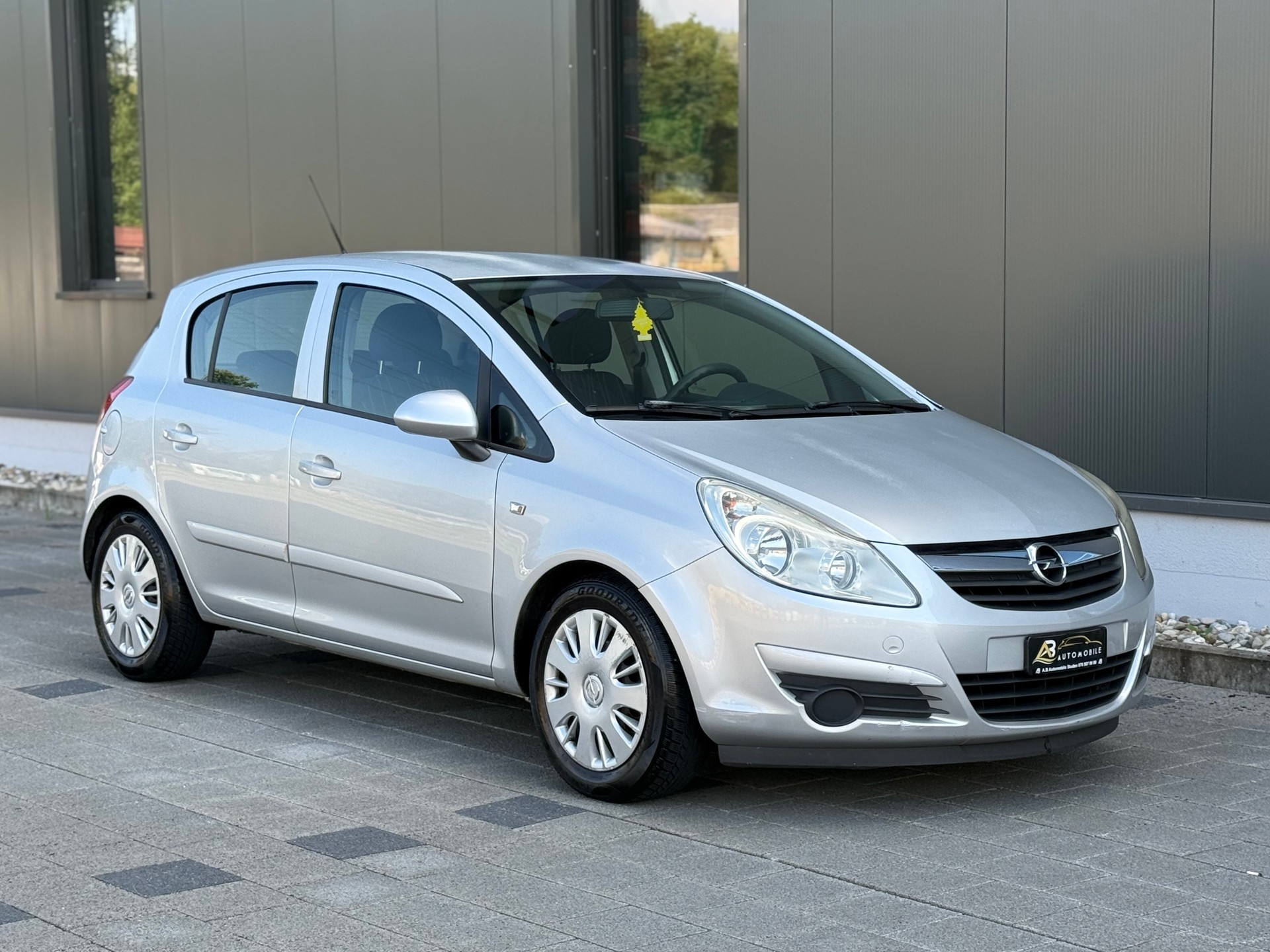 OPEL Corsa 1.4 TP Enjoy-image-2