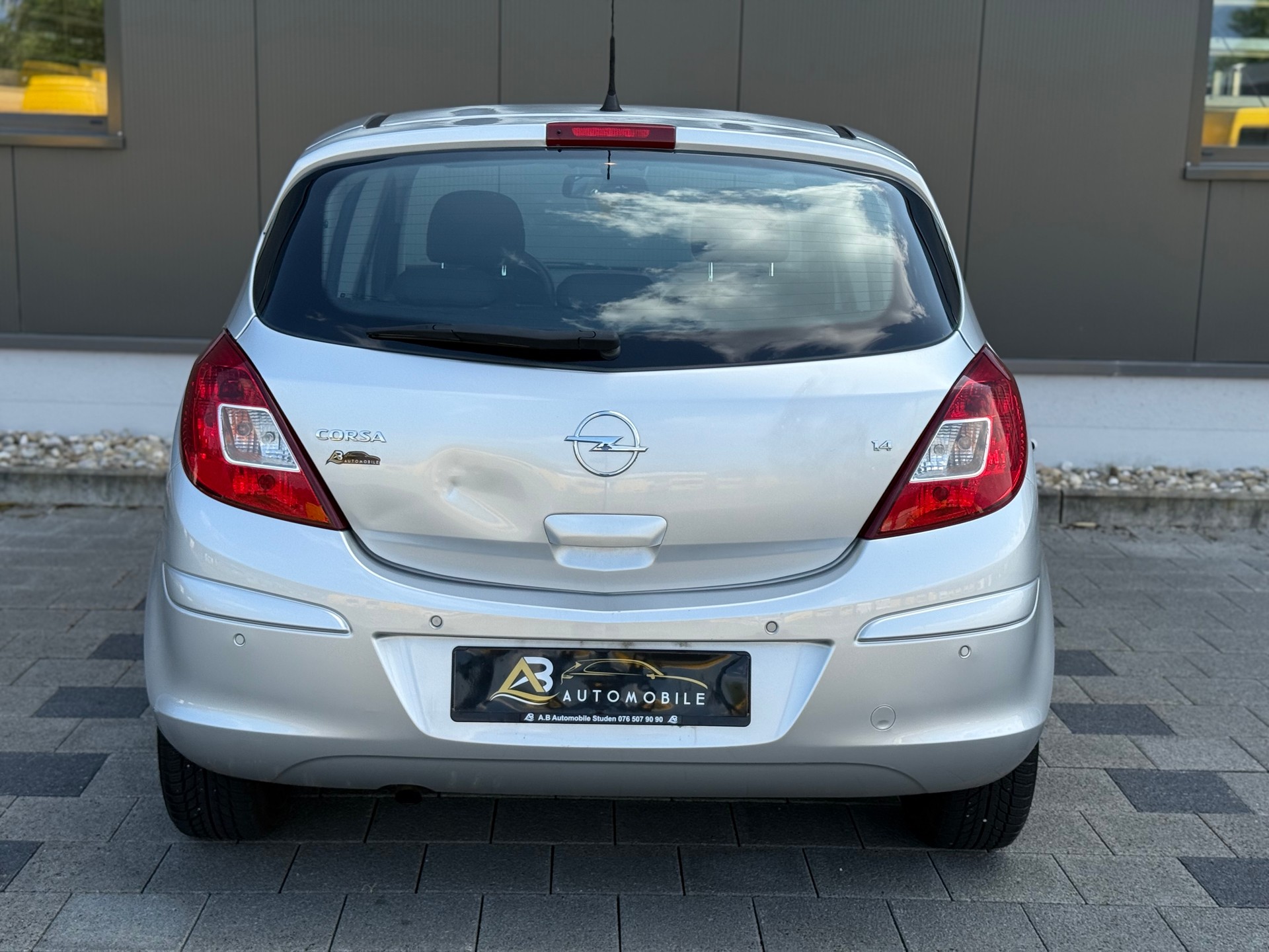 OPEL Corsa 1.4 TP Enjoy-image-9
