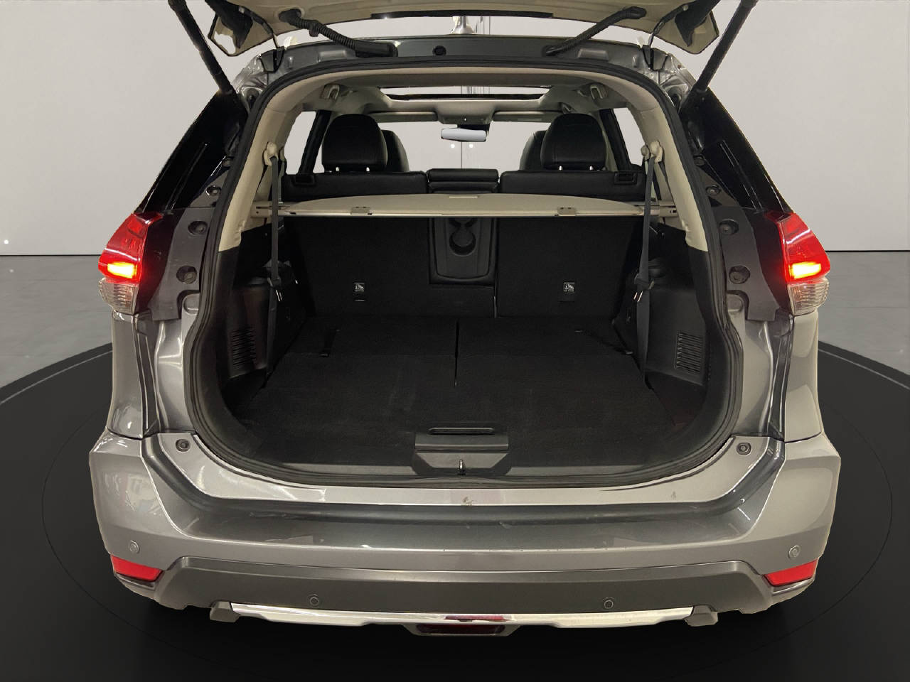 NISSAN X-Trail 2.0 dCi Tekna 4x4-image-13
