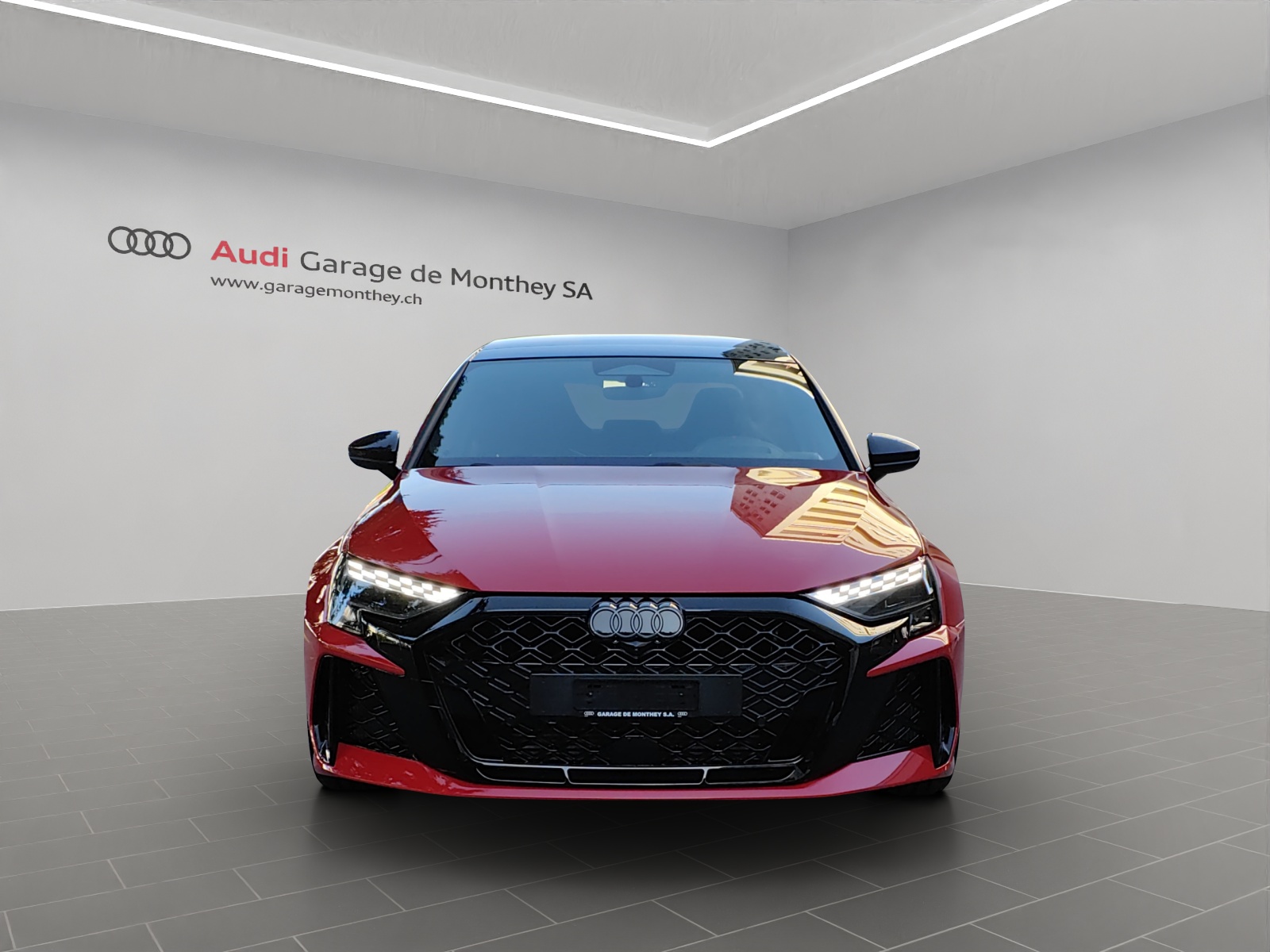 AUDI RS3 Limousine 2.5 TSI quattro S-tronic-image-1