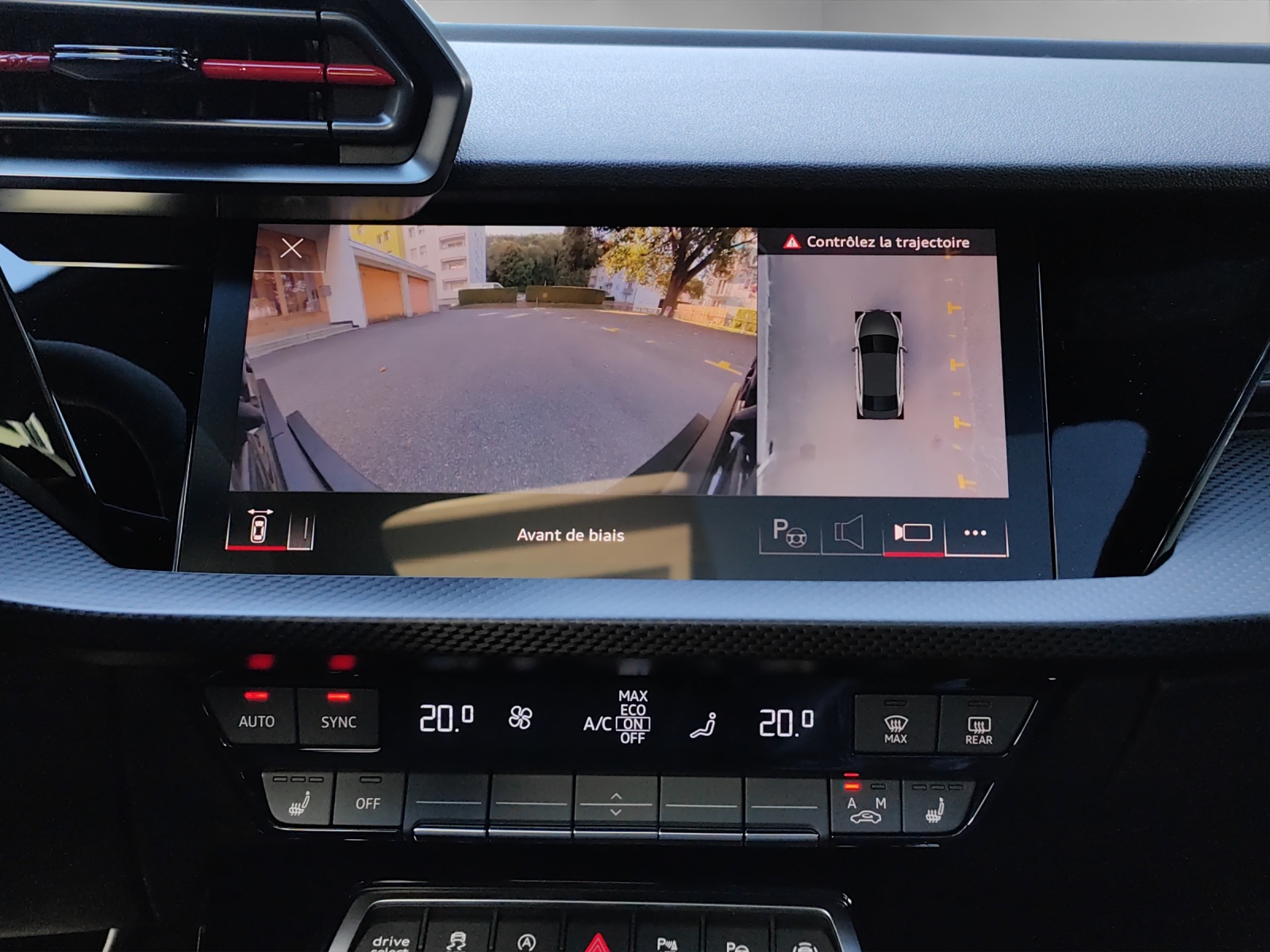 AUDI RS3 Limousine 2.5 TSI quattro S-tronic-image-15