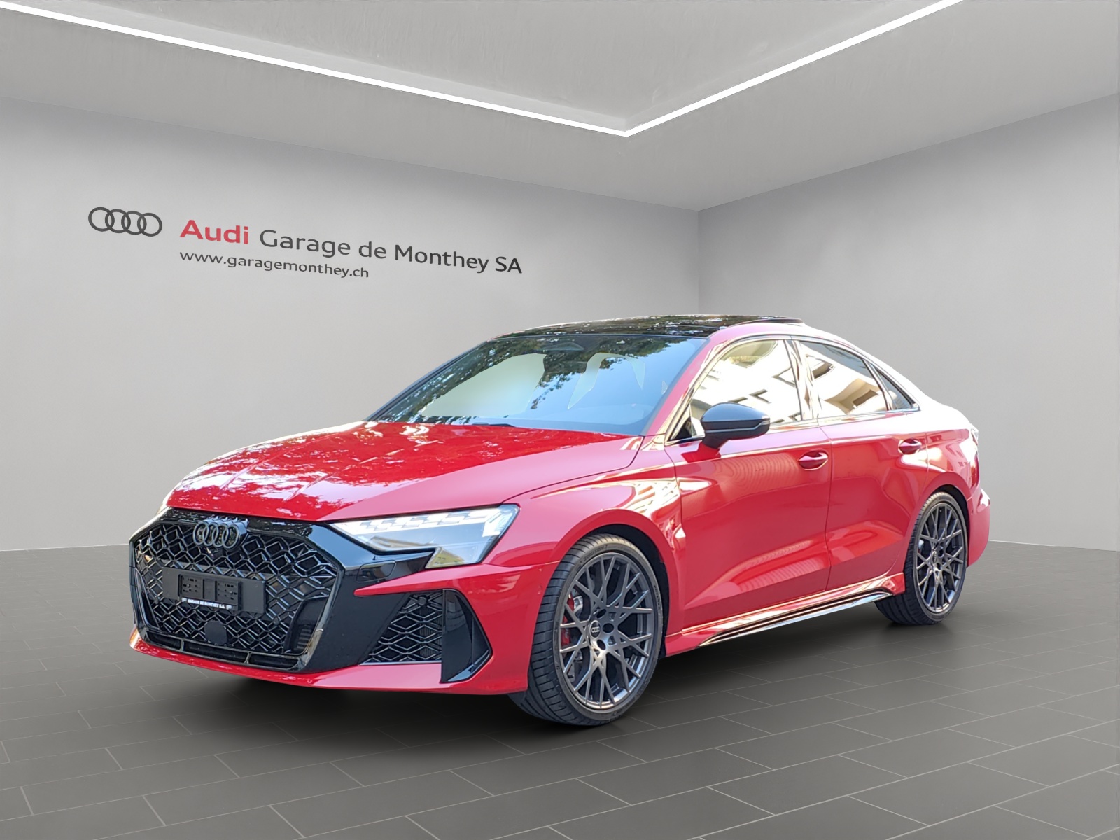 AUDI RS3 Limousine 2.5 TSI quattro S-tronic-image-0