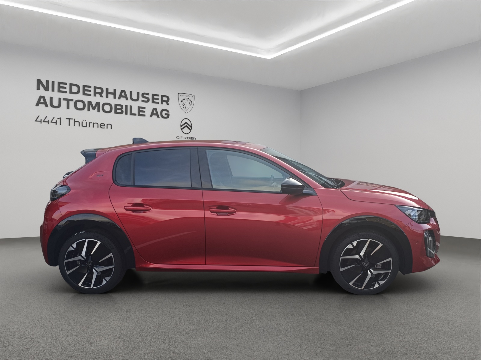 PEUGEOT 208 1.2 Hybrid GT-showroom-element-1