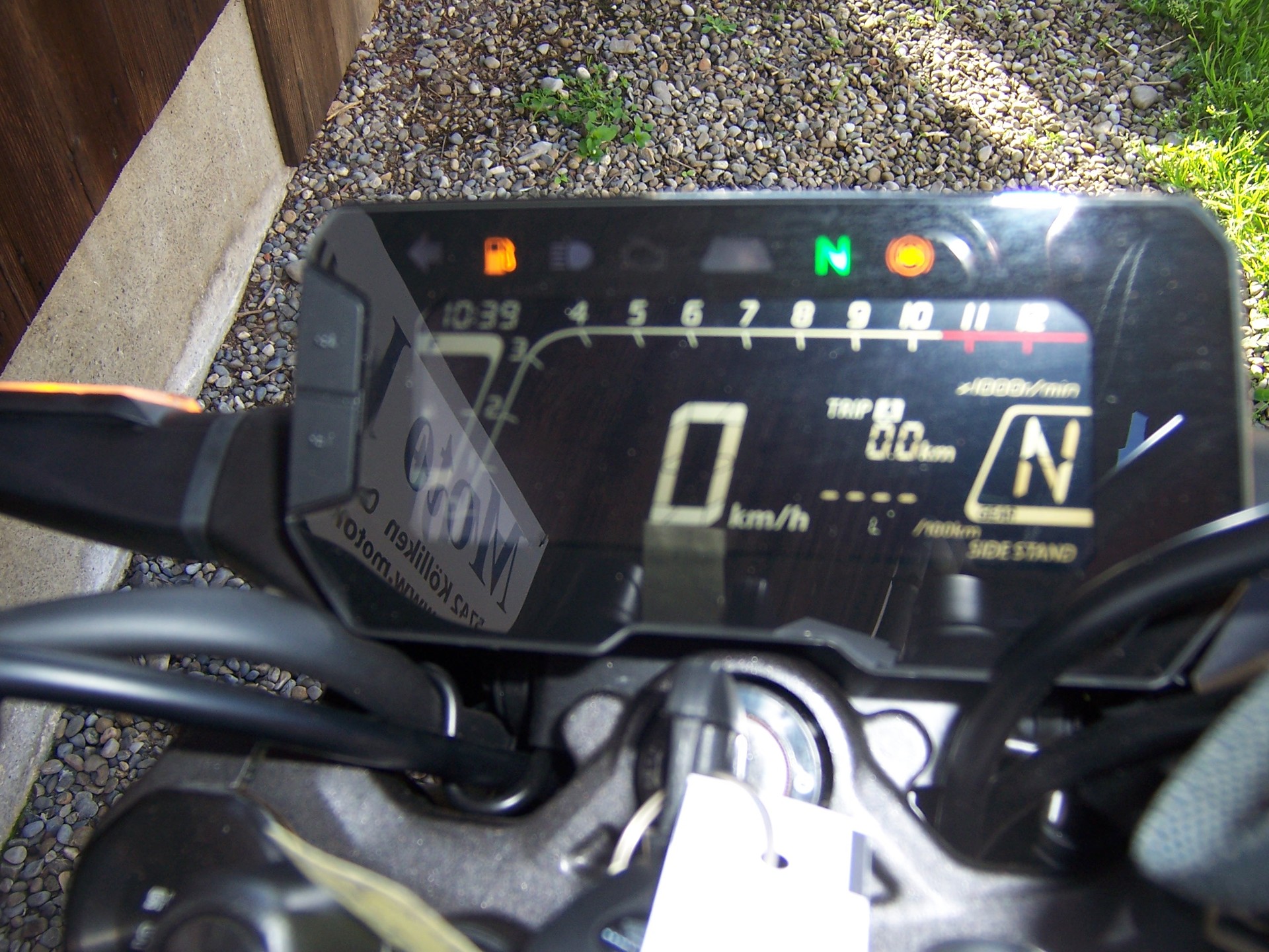 HONDA CB 300 R-image-5