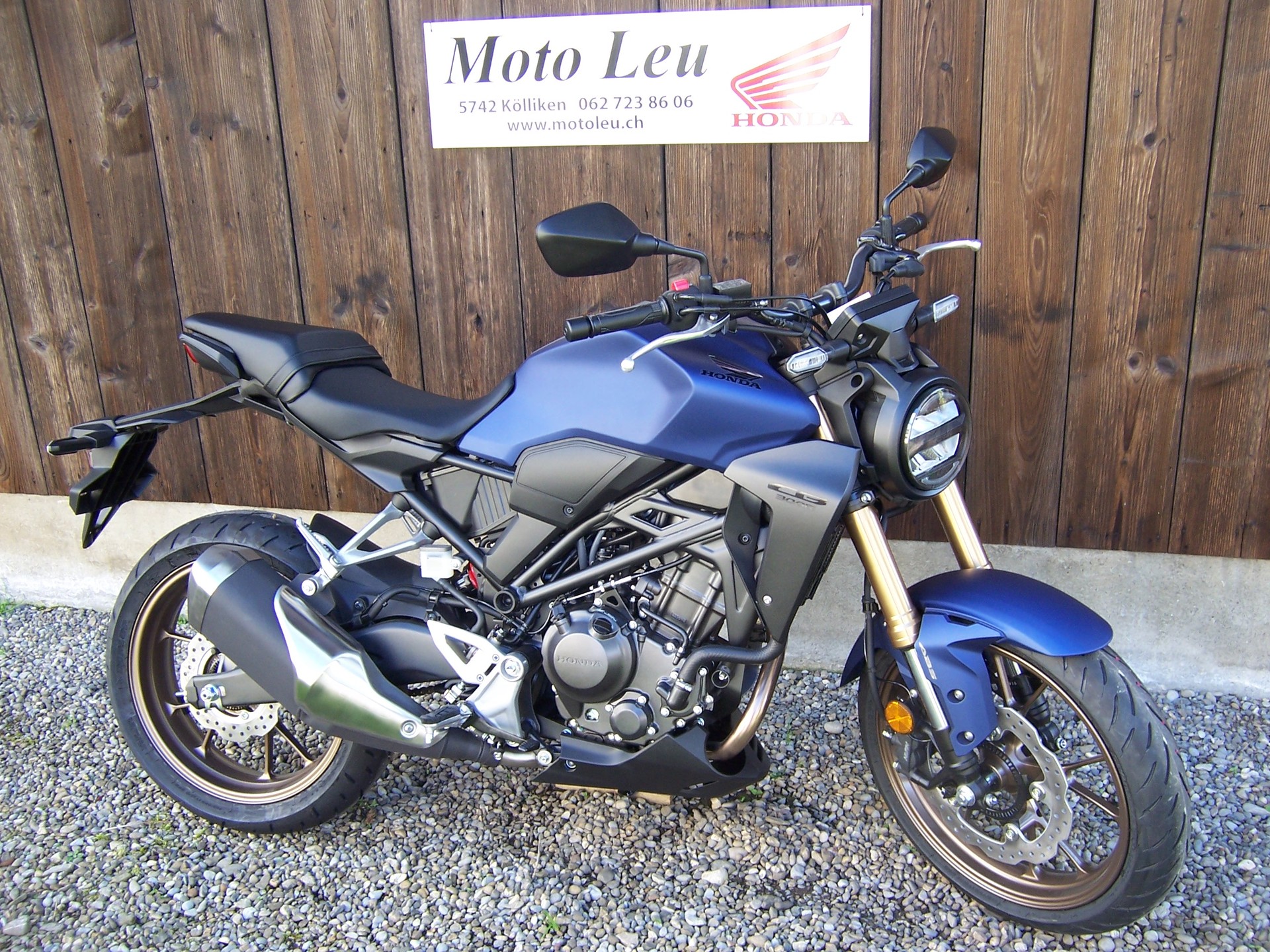 HONDA CB 300 R
