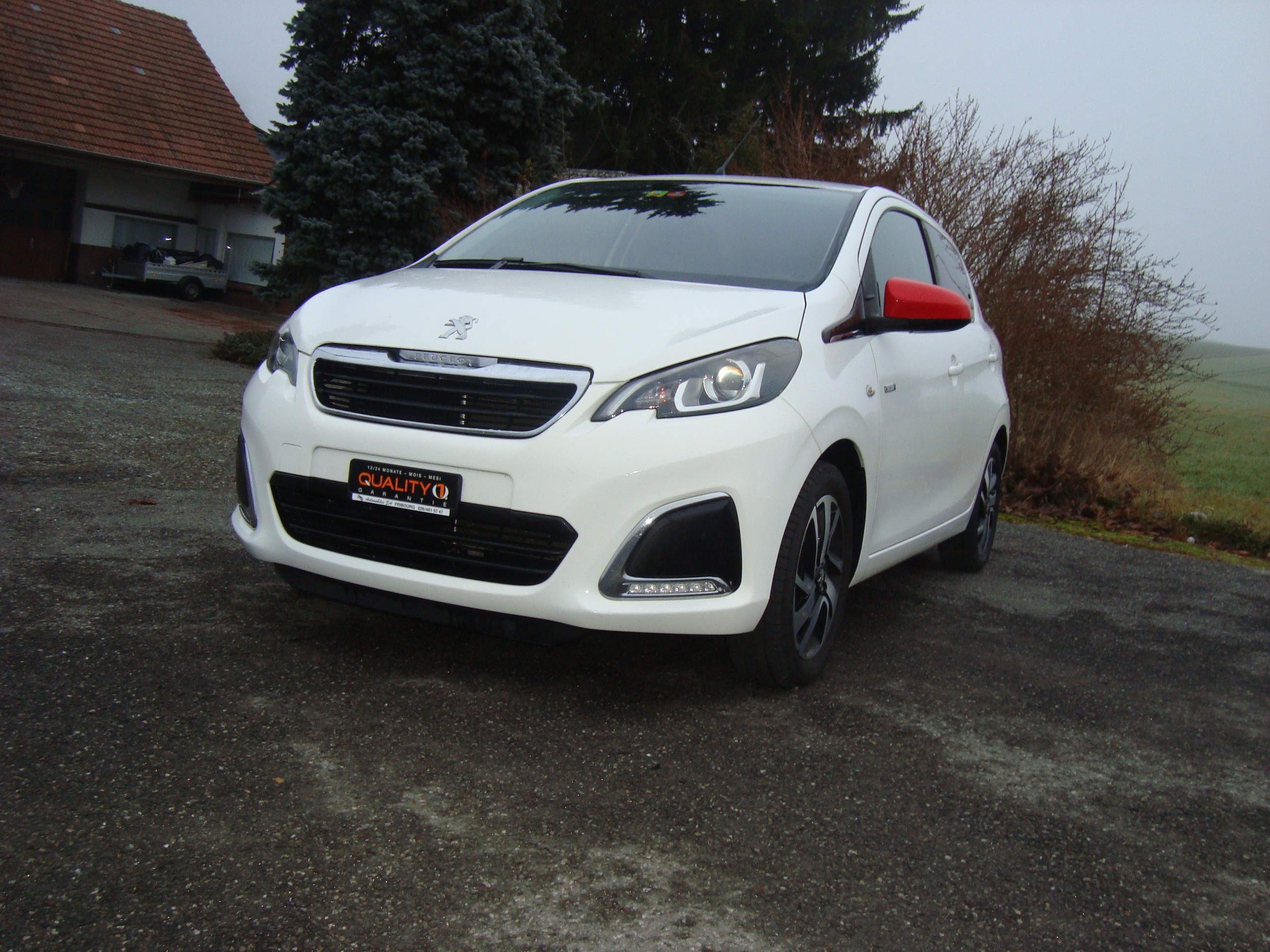 Car photo
