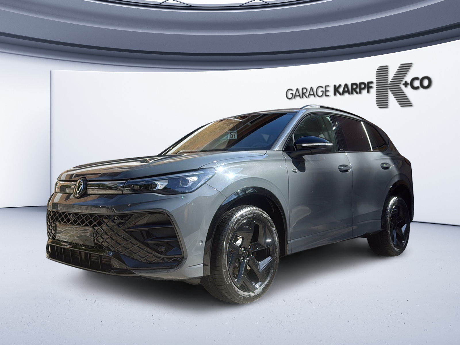 VW Tiguan 2.0 TDI SCR R-Line 4Motion DSG-image-0