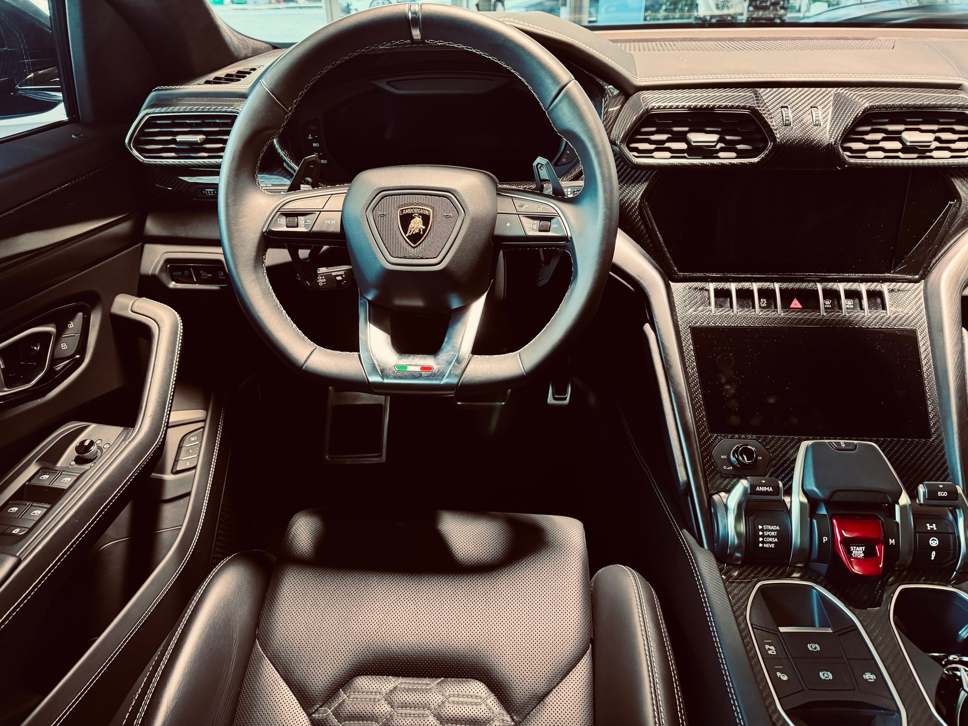 LAMBORGHINI Urus E-Gear-image-11