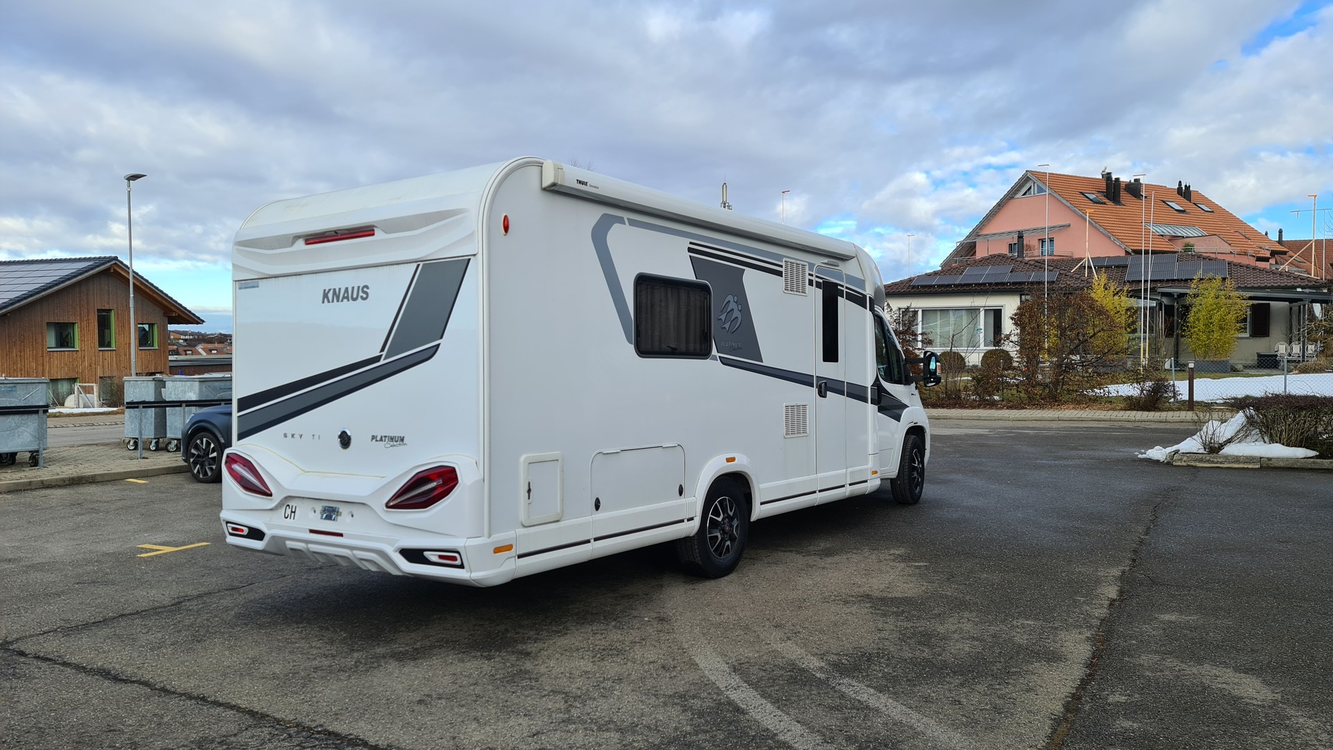 KNAUS Sky Platinum TI 700 MEG Selection-image-14