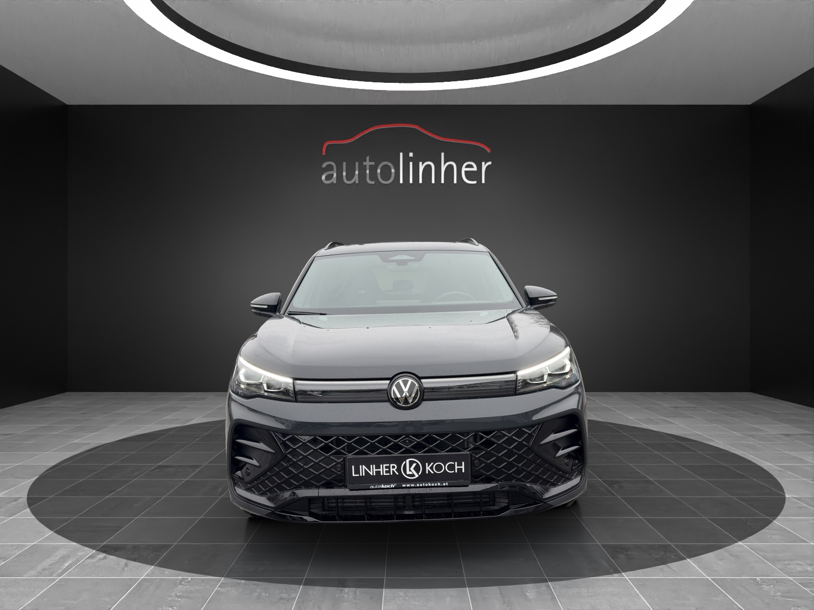 VW Tiguan 2.0 TDI SCR R-Line 4Motion DSG-image-6
