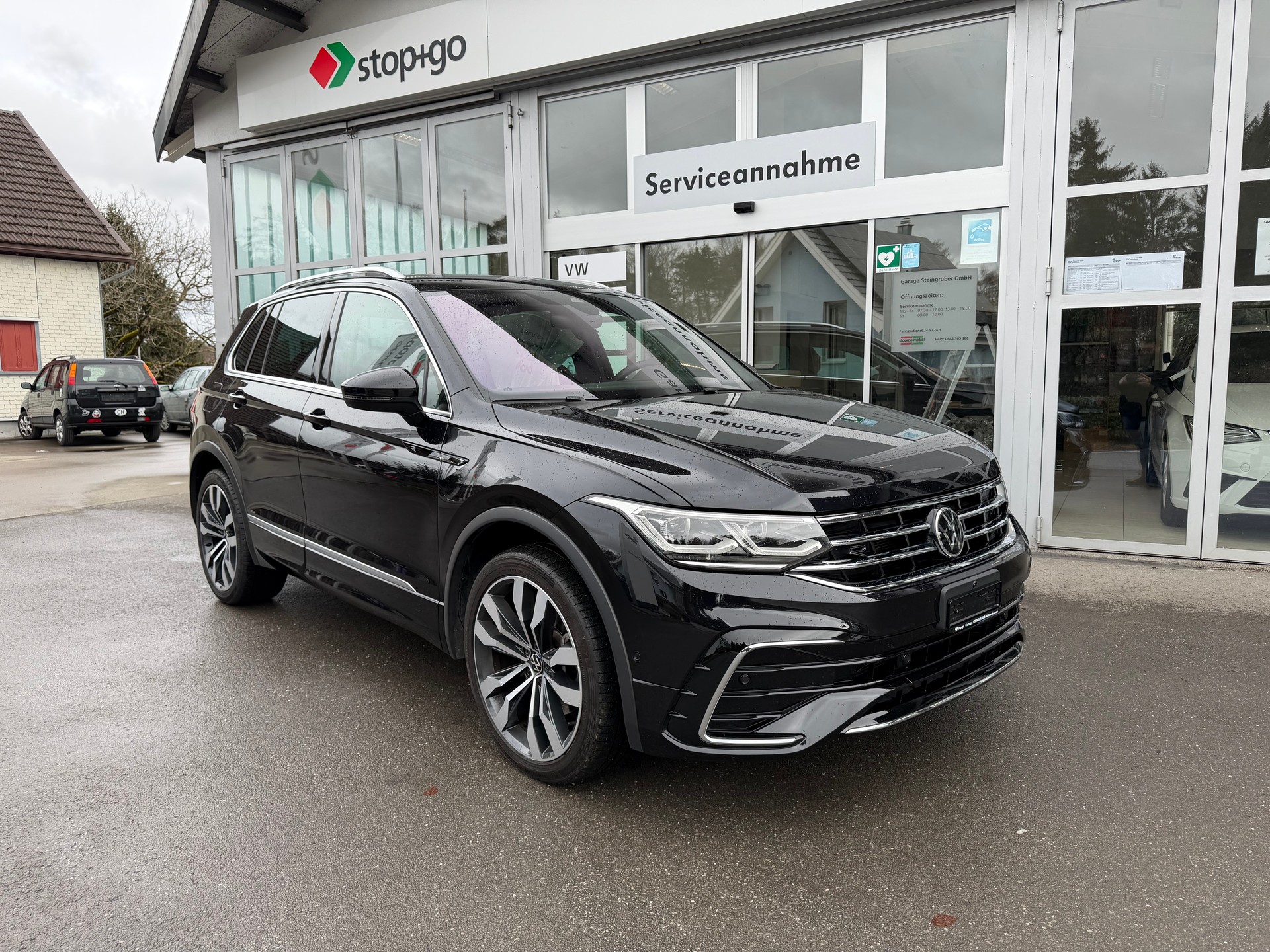 VW Tiguan 2.0 TDI SCR R-Line 4Motion DSG-showroom-element-2