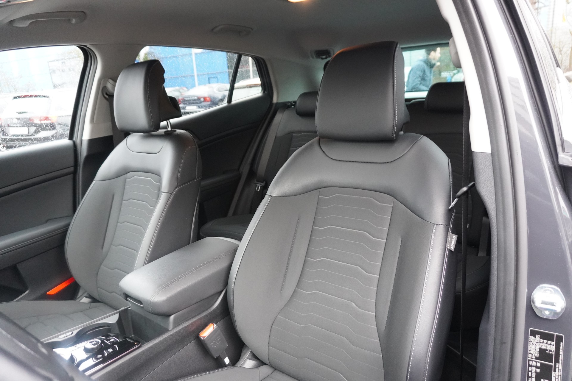 KIA Sportage 1.6T-GDi MHEV Style 4x4 7DCT-image-14