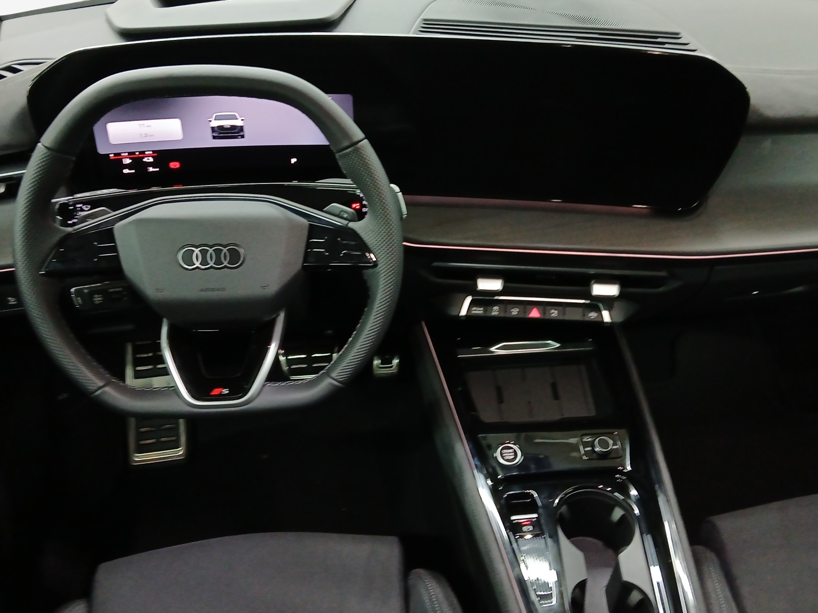 AUDI Q3 Sportback e-hybrid 200 kW S tronig-image-8