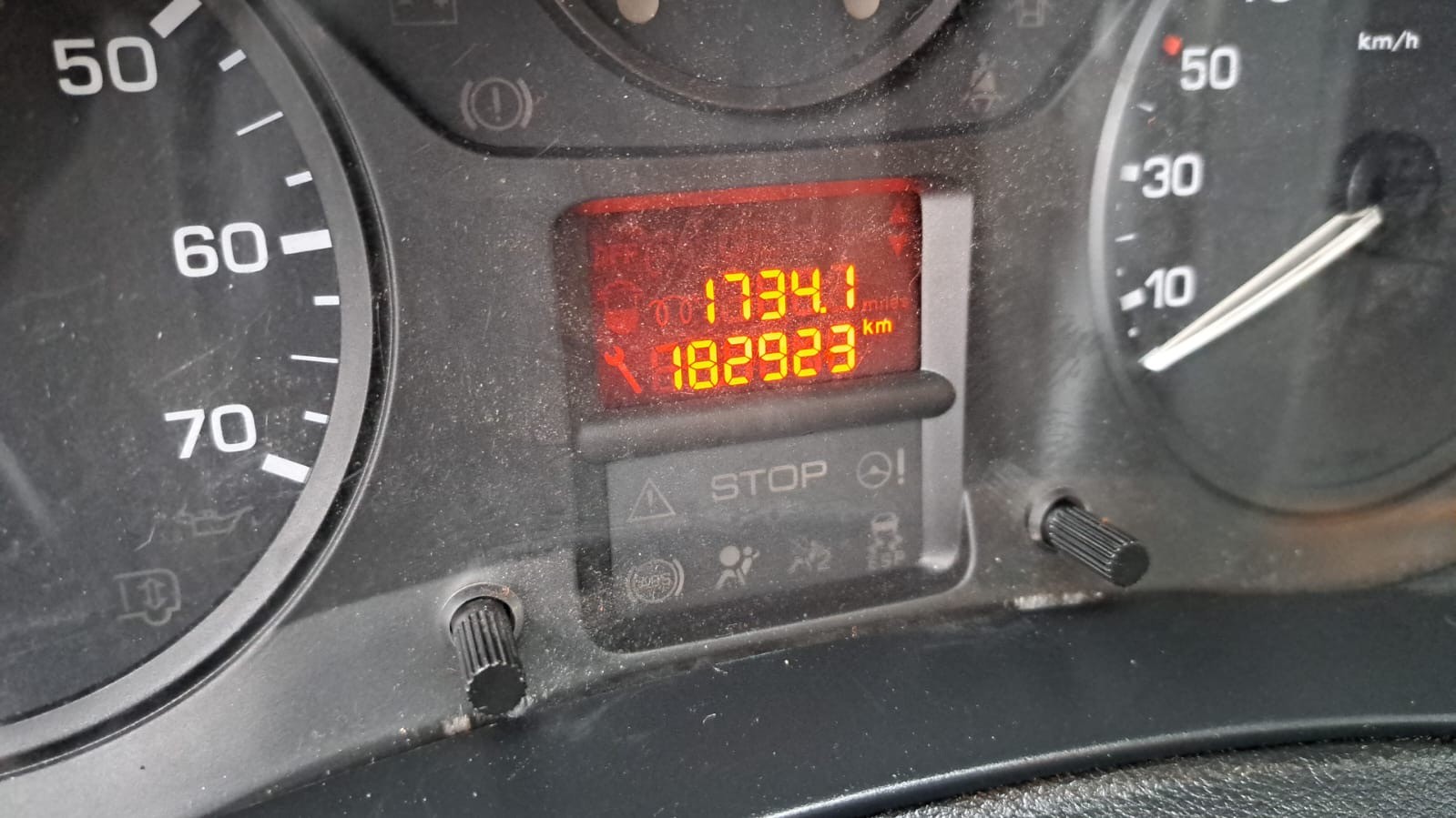 CITROEN Berlingo 1.6 HDi 600 Komfort (Confort)-image-8