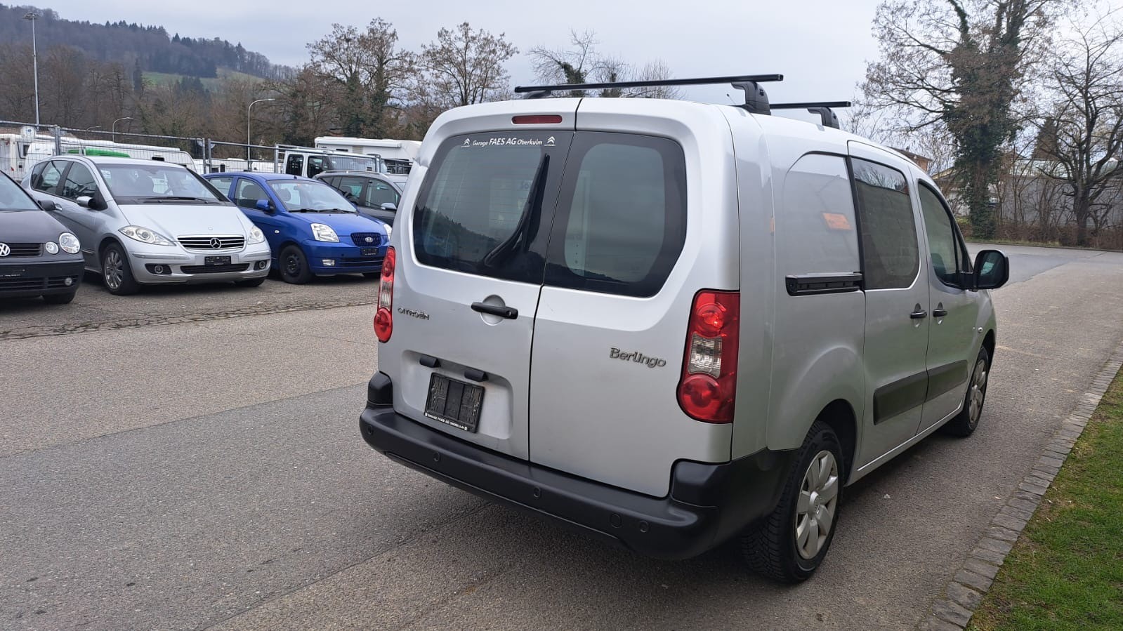 CITROEN Berlingo 1.6 HDi 600 Komfort (Confort)-image-4