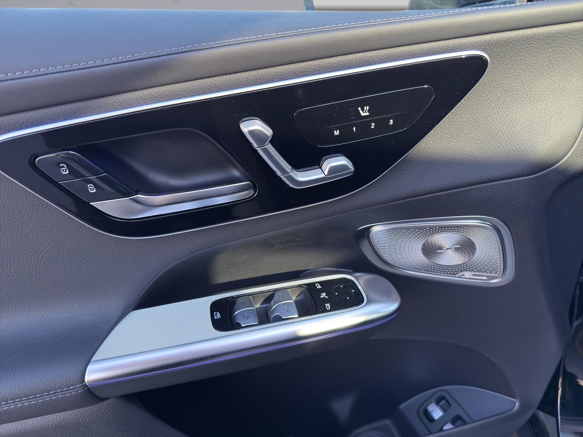 MERCEDES-BENZ GLC 400 e AMG Line 4matic-image-9