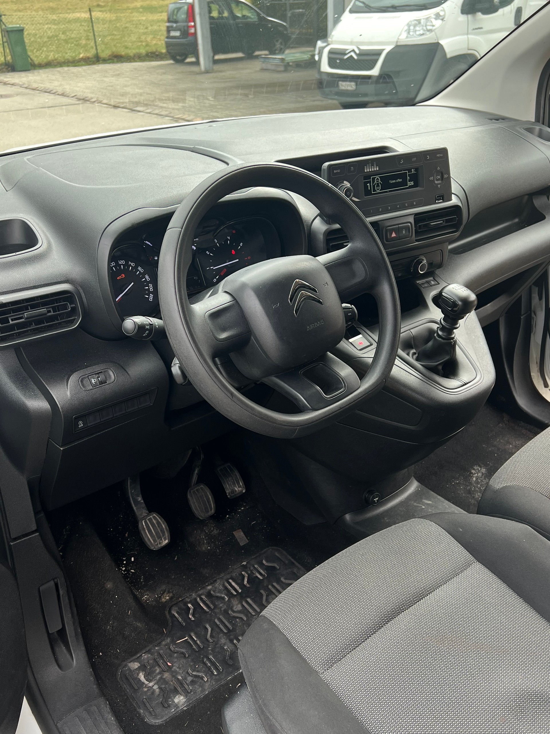 CITROEN Berlingo Van 1.2 Pure Tech 110 s/s Driver 650kg-image-5