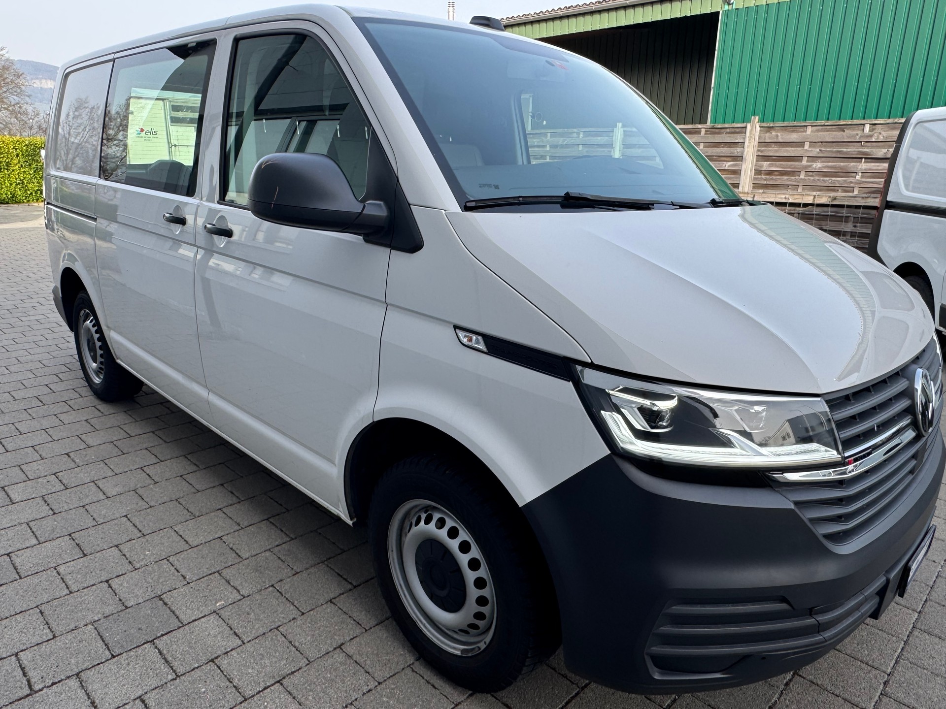 VW T6.1 2.0 TDI 4Motion DSG-image-6