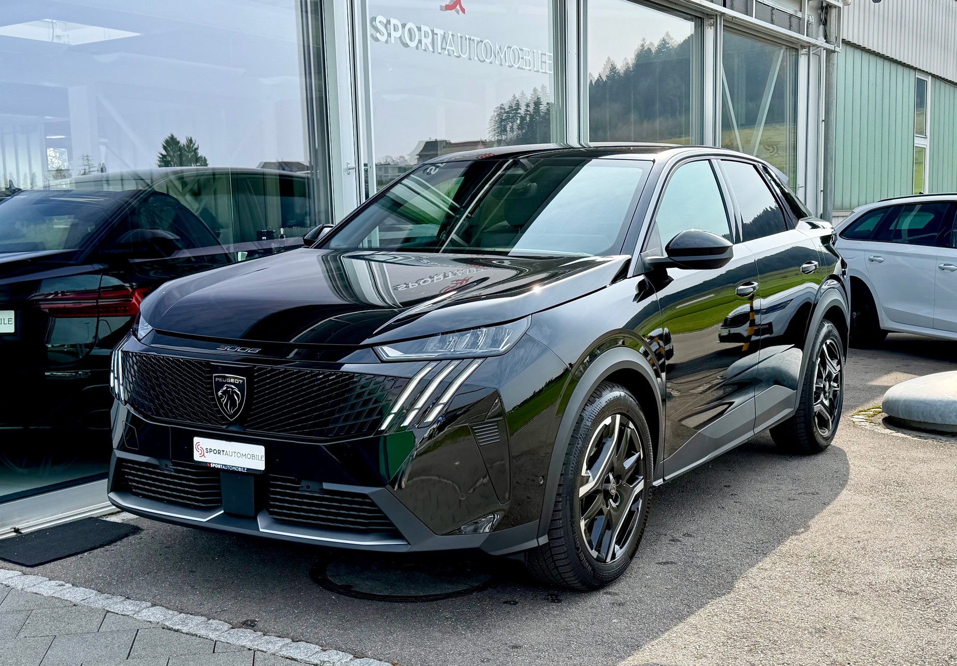 PEUGEOT 3008 73kWh GT-showroom-element-2