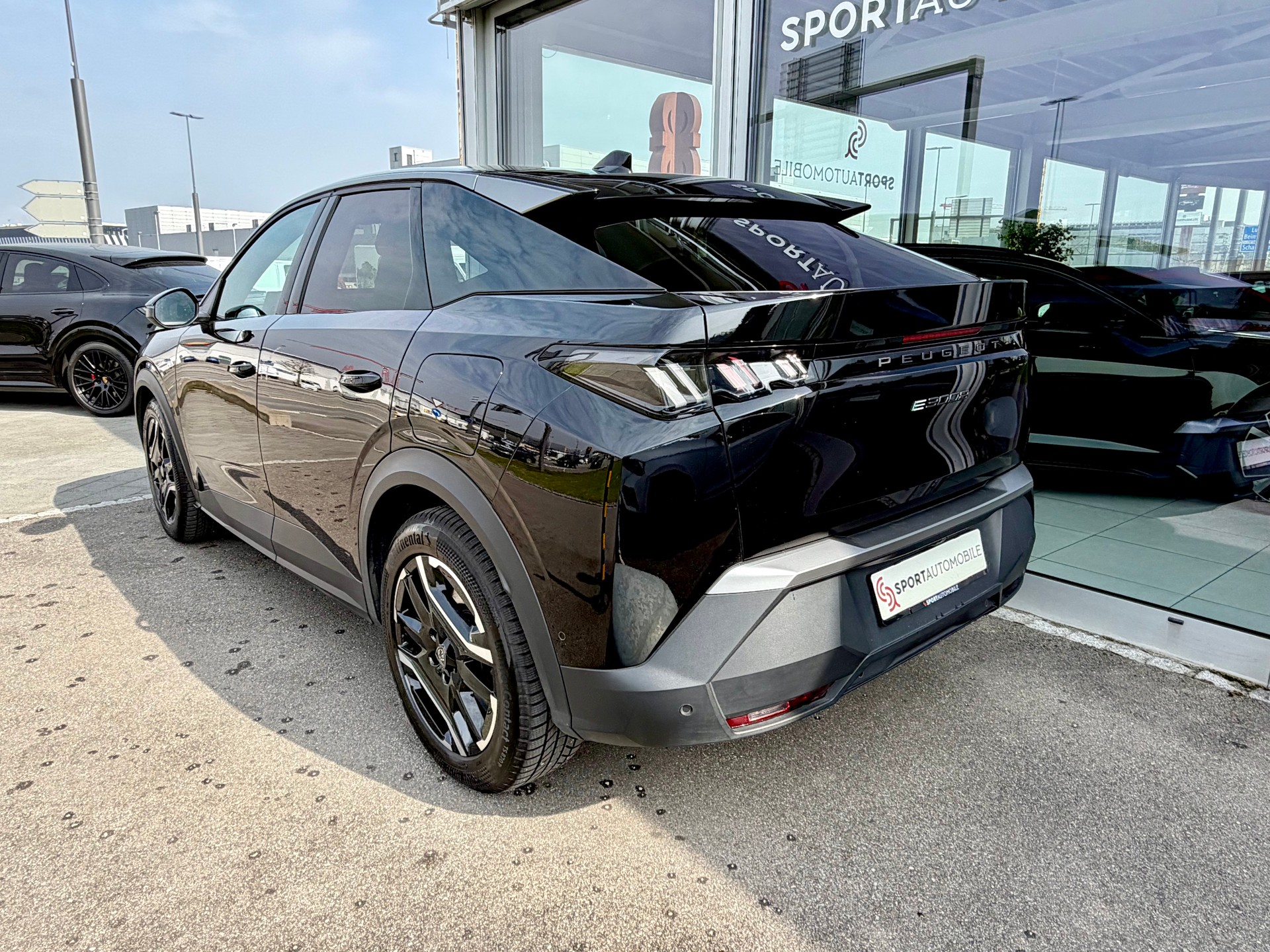 PEUGEOT 3008 73kWh GT-image-8