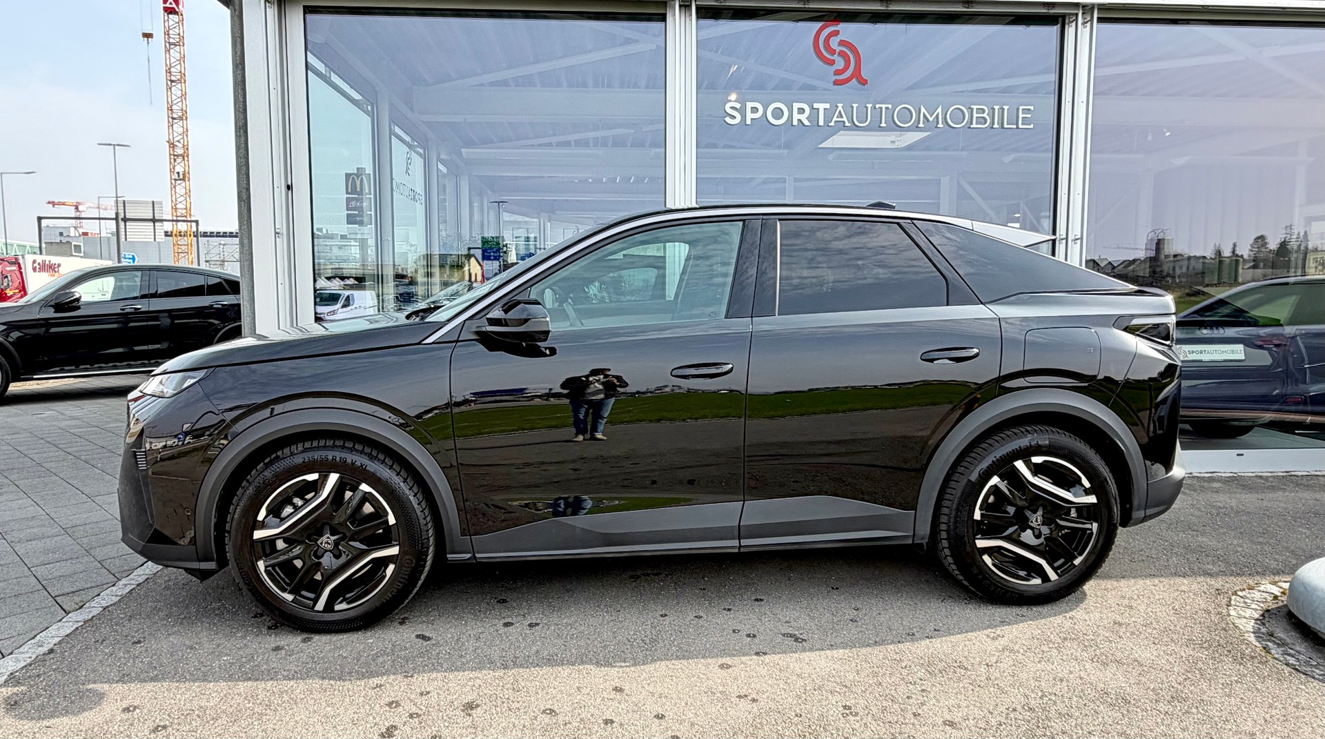 PEUGEOT 3008 73kWh GT-image-5