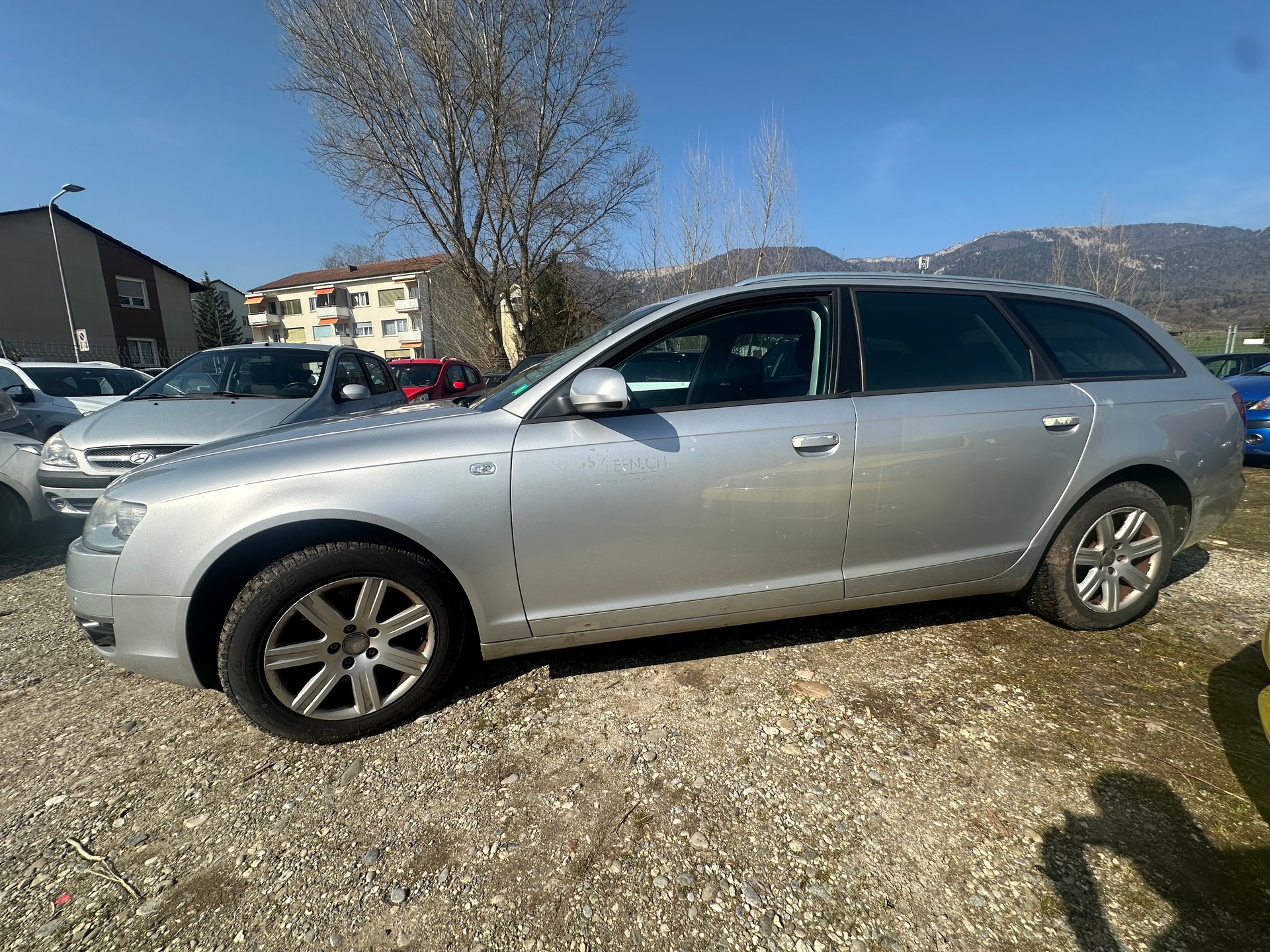AUDI A6 Avant 2.0T FSI-image-5