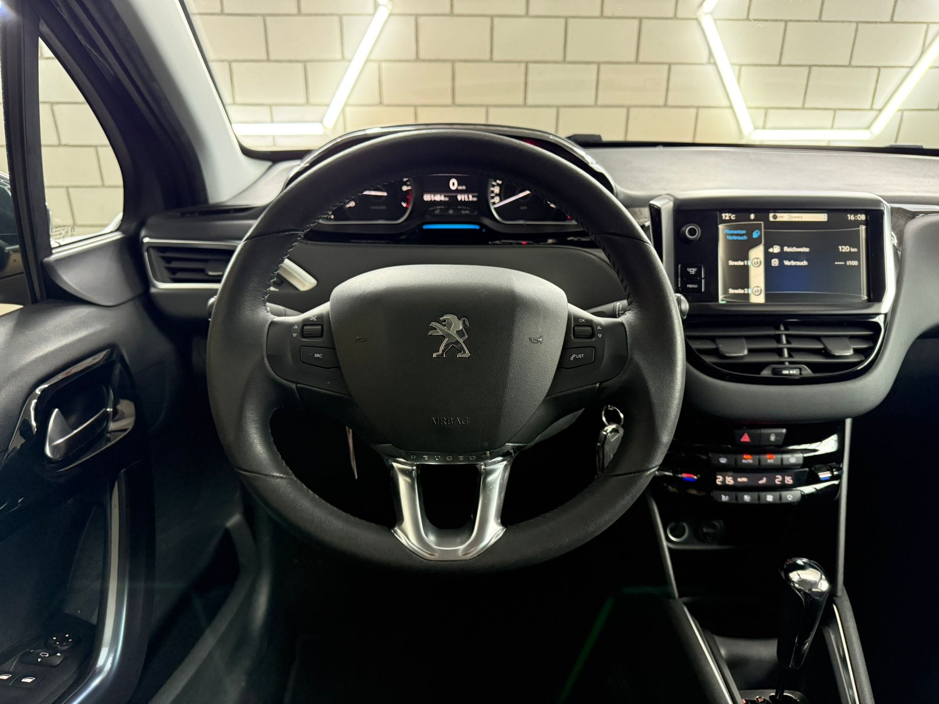 PEUGEOT 208 1.6 VTI Allure Automatik-image-7