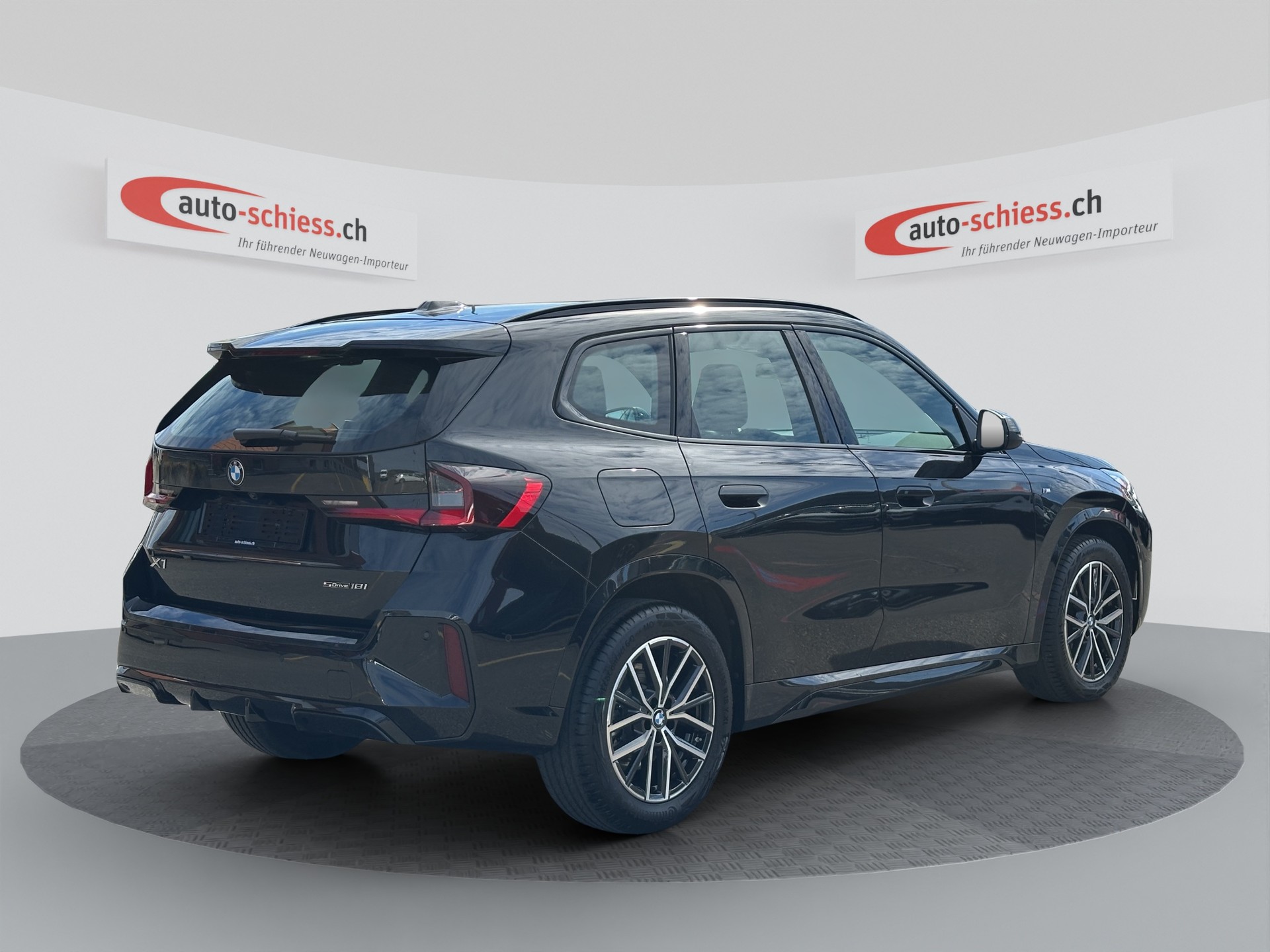 BMW X1 sDrive 18i M Sport-image-4