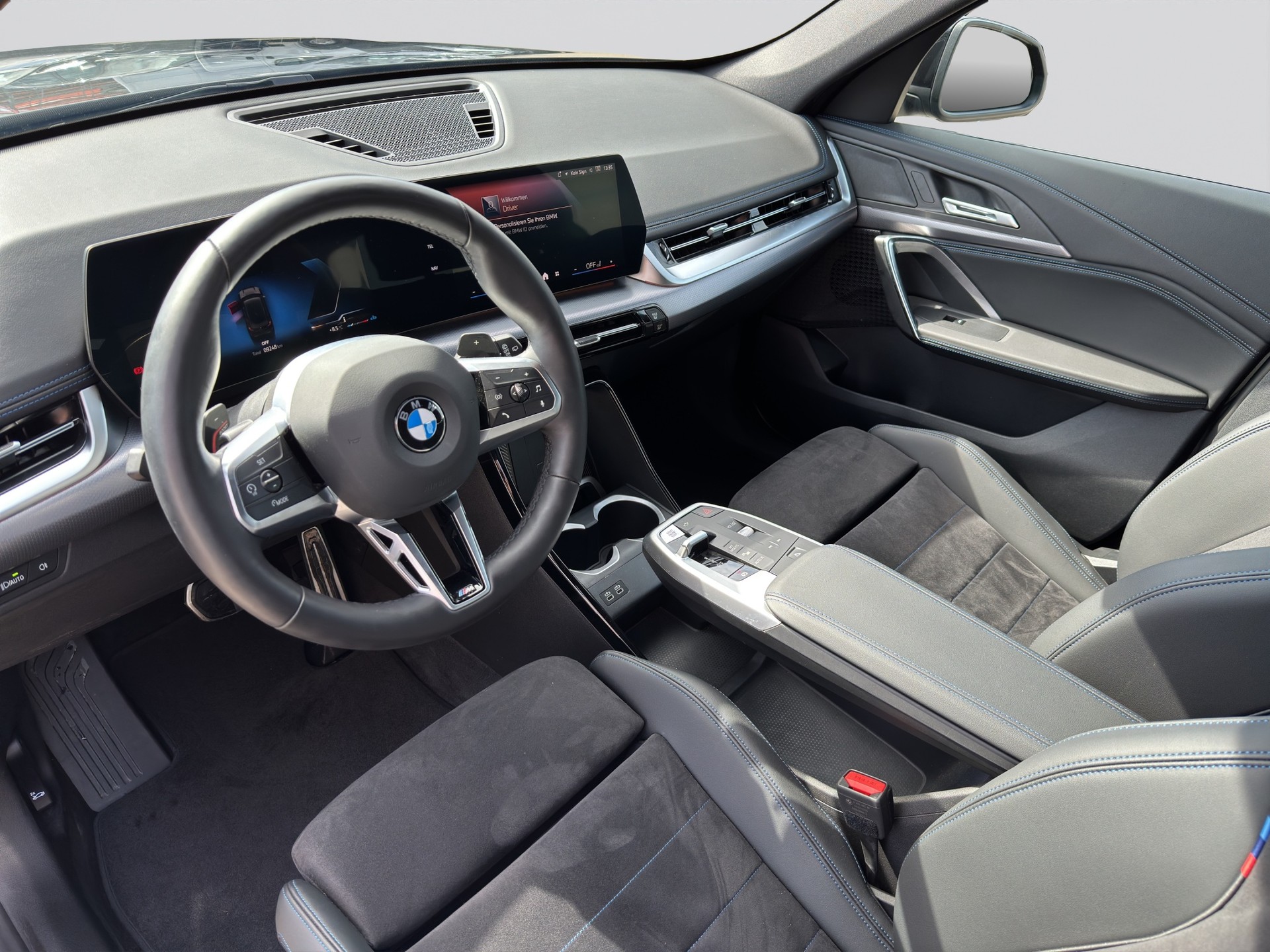BMW X1 sDrive 18i M Sport-image-6