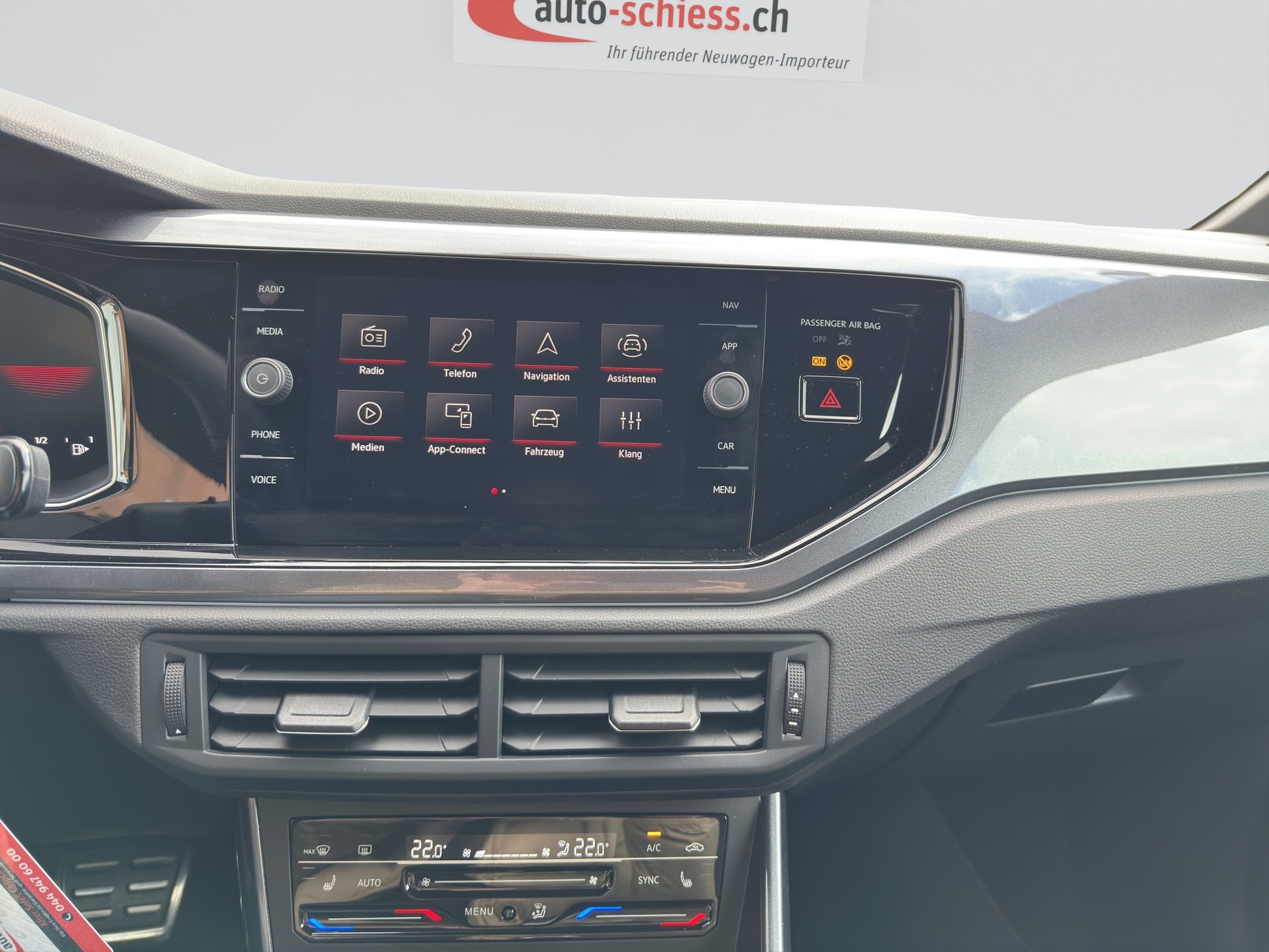 VW Polo 2.0 TSI GTI DSG-image-11