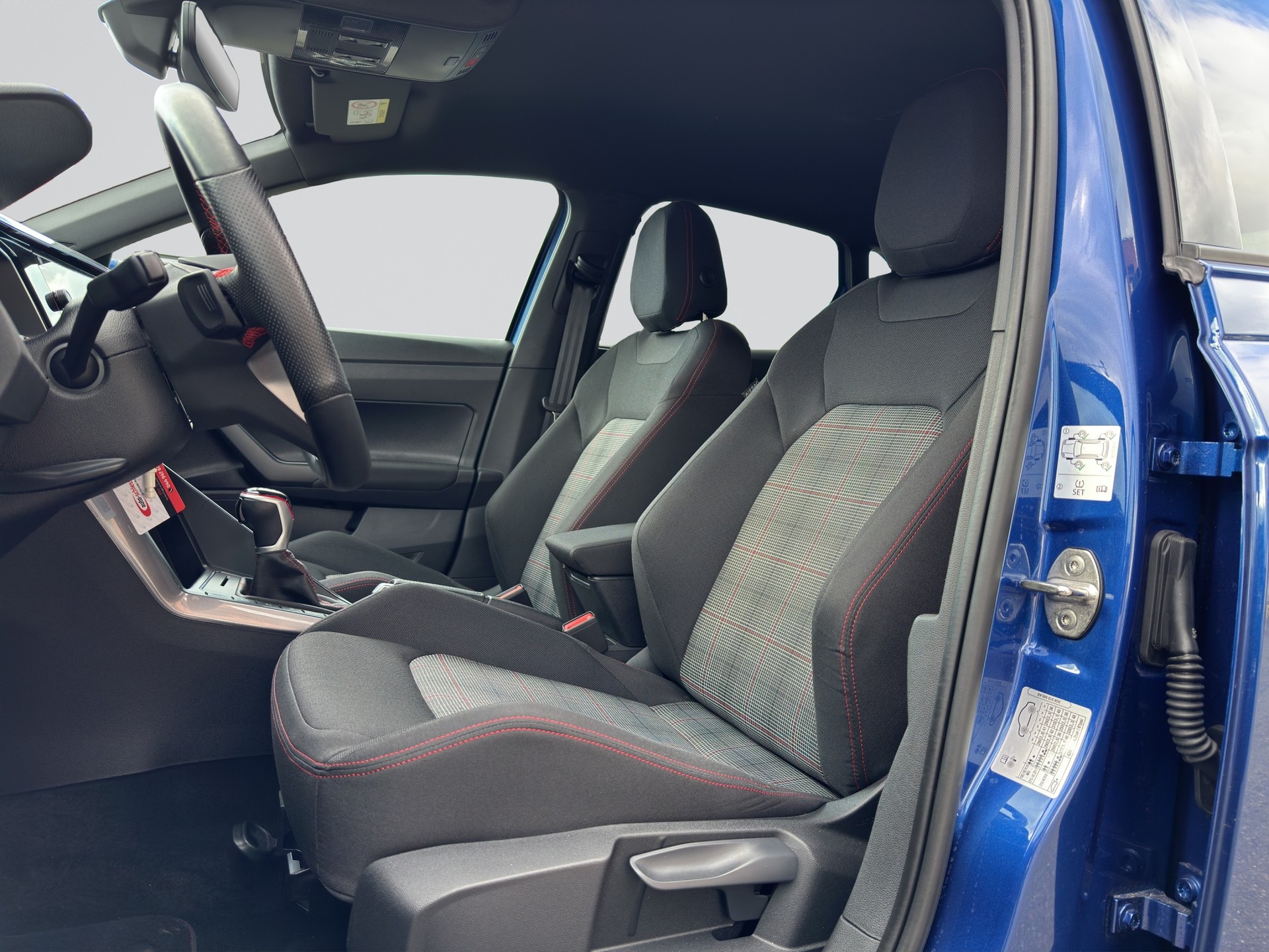 VW Polo 2.0 TSI GTI DSG-image-5