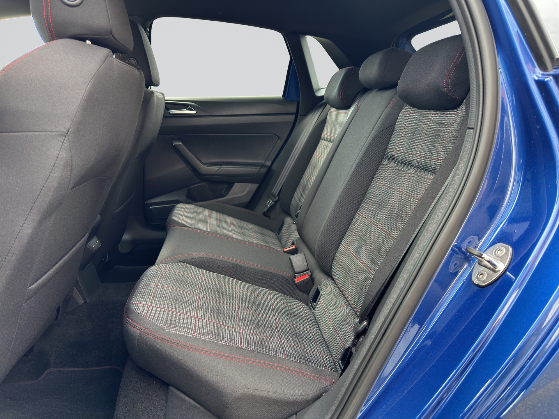 VW Polo 2.0 TSI GTI DSG-image-7