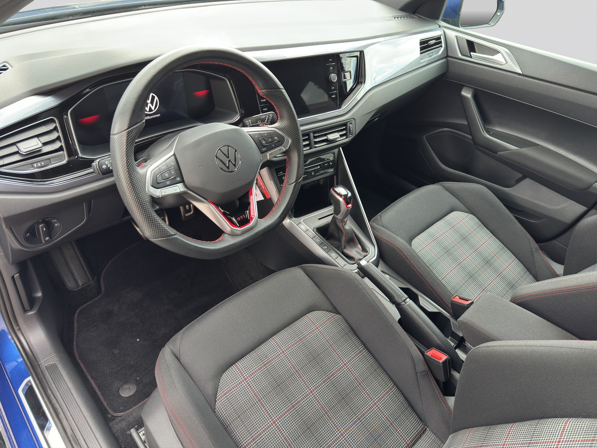 VW Polo 2.0 TSI GTI DSG-image-6